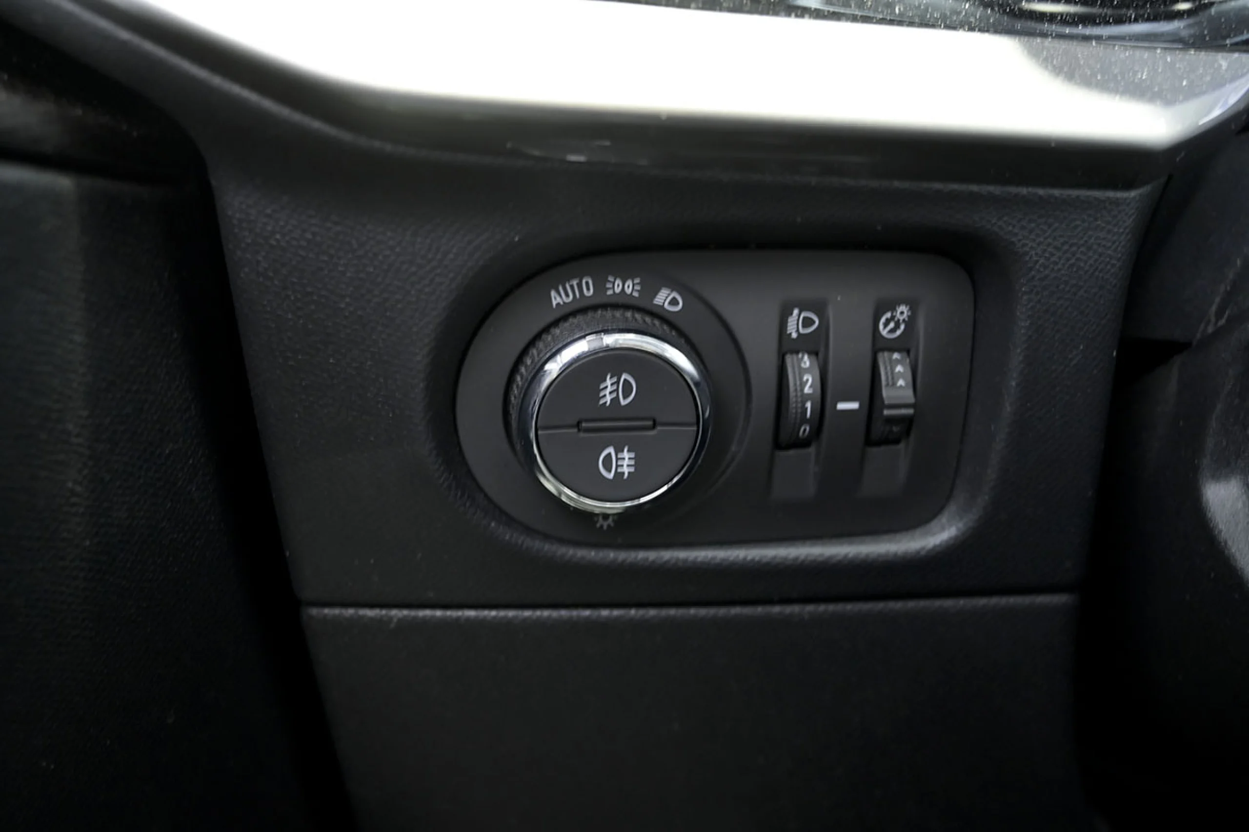 Opel Mokka 1.5 D Business Elegance - Foto 23