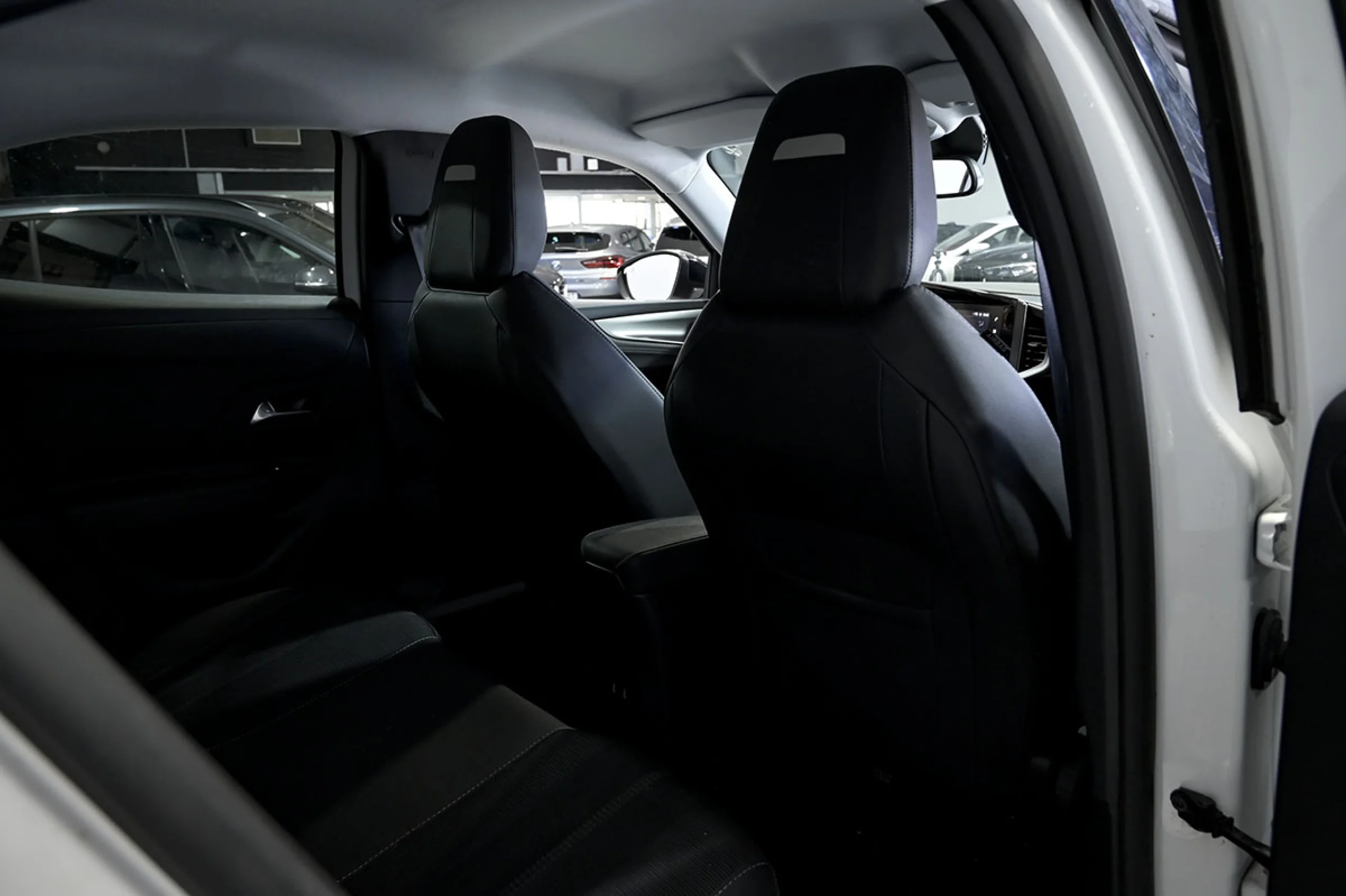 Opel Mokka 1.5 D Business Elegance - Foto 15