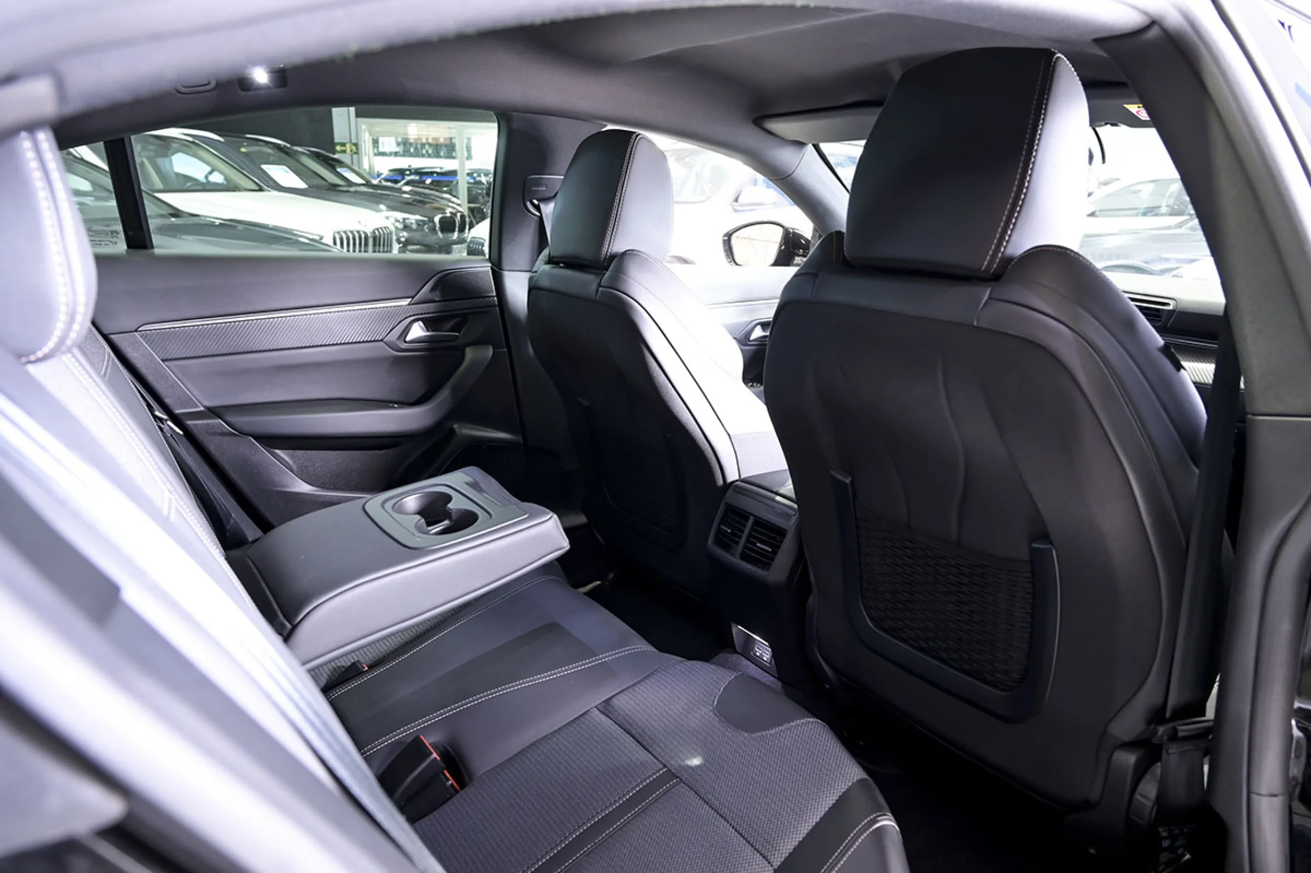 Peugeot 508 5P Allure Pack PureTech 130 SS EAT8 - Foto 14