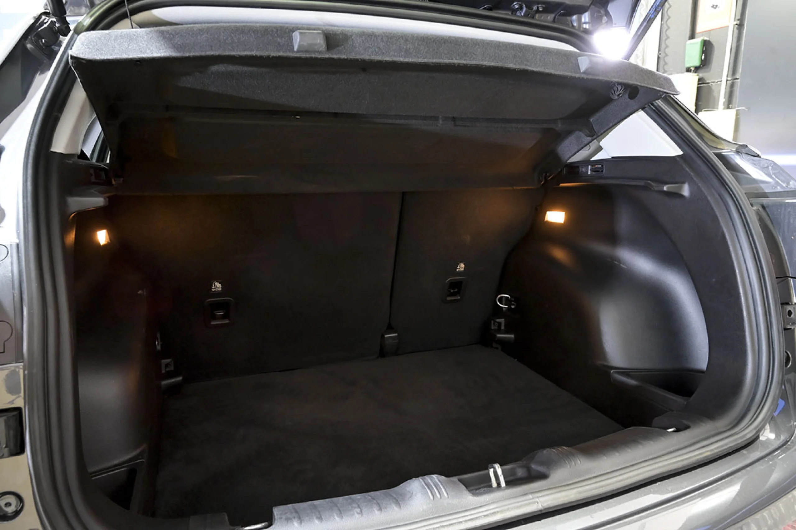 Jeep Compass 1.6 Mjet 96kW 130CV Limited FWD - Foto 12