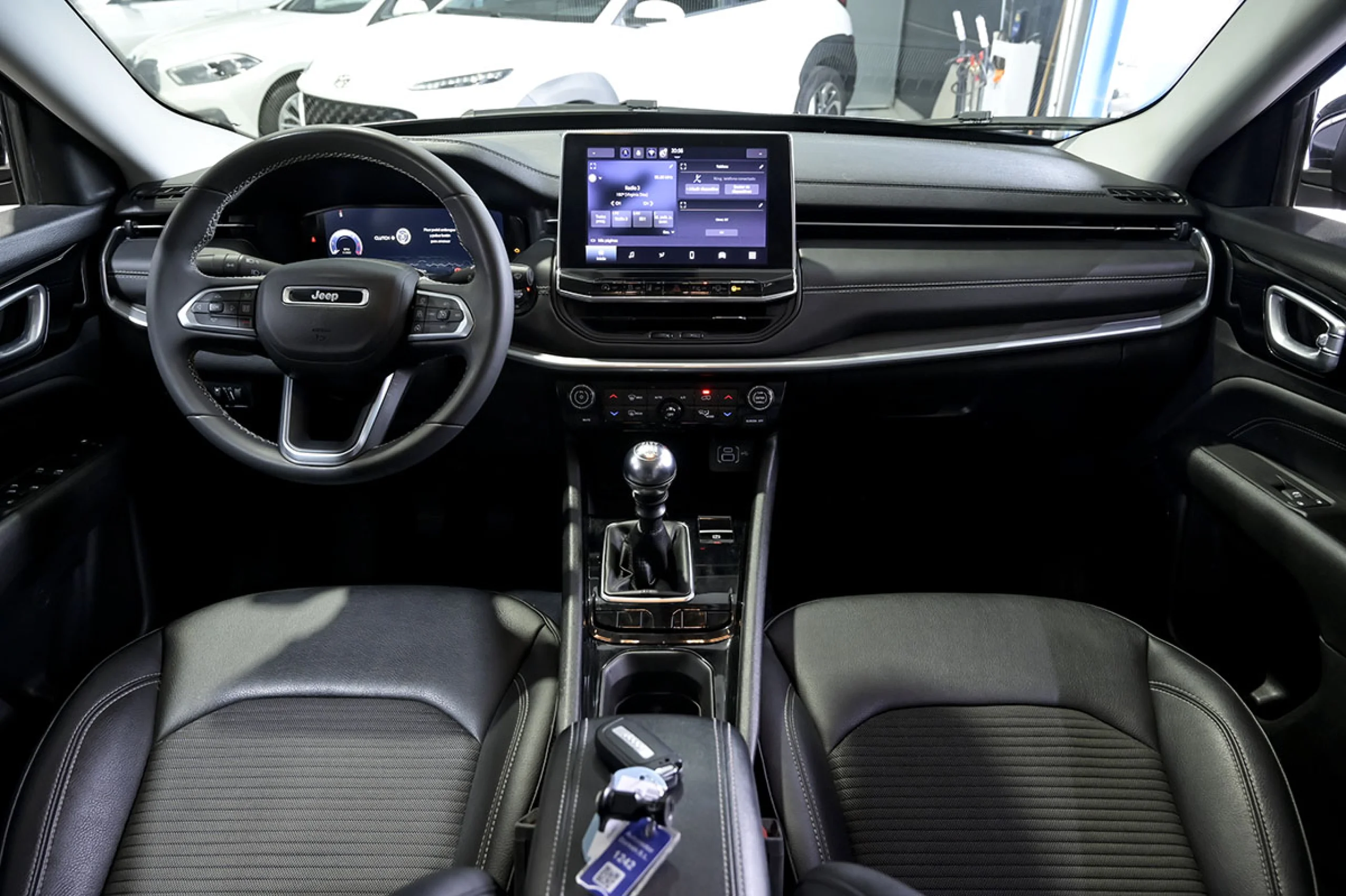 Jeep Compass 1.6 Mjet 96kW 130CV Limited FWD - Foto 8