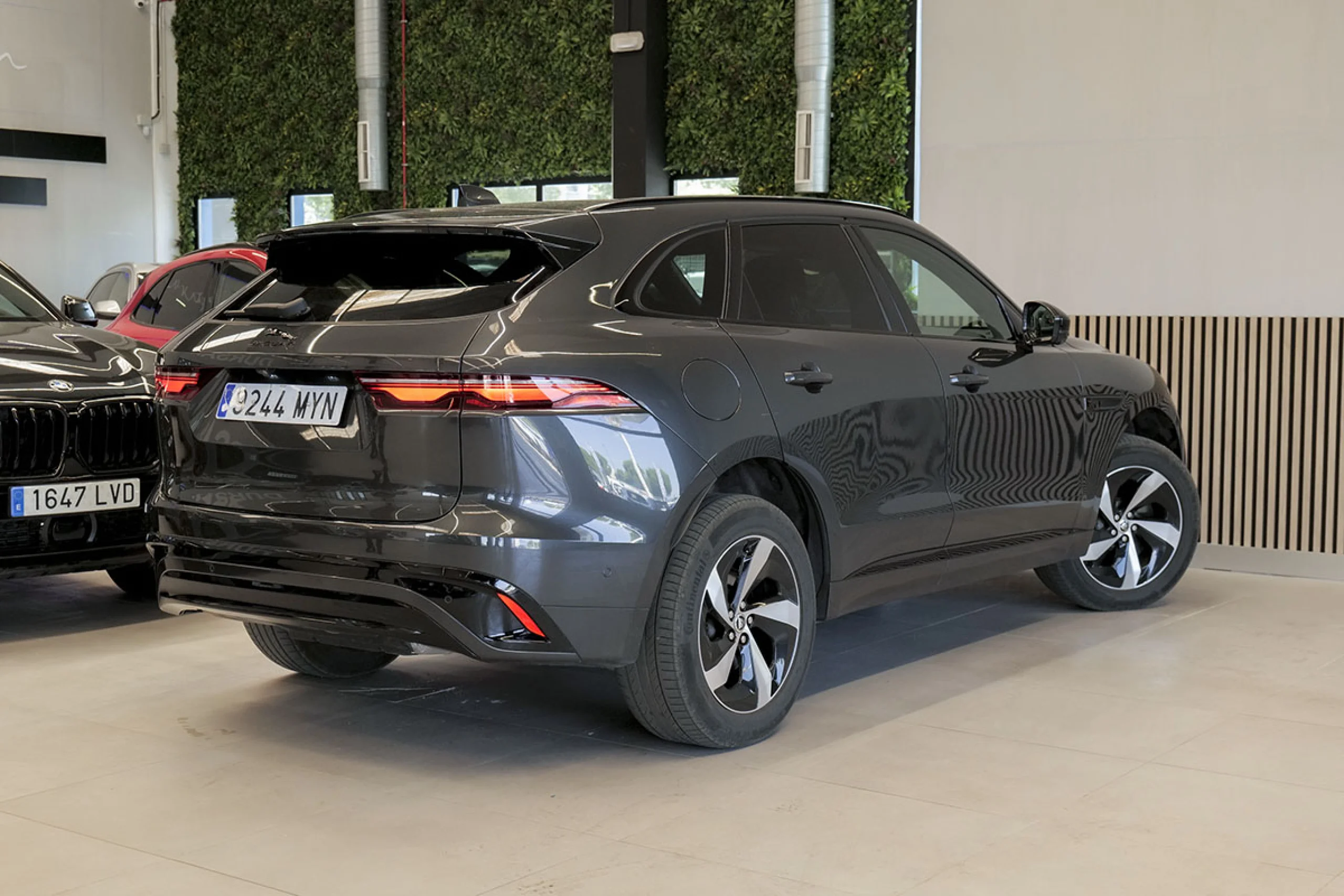 Jaguar F-Pace 2.0 I4 PHEV 404PS AWD Auto RDynamic SE - Foto 3