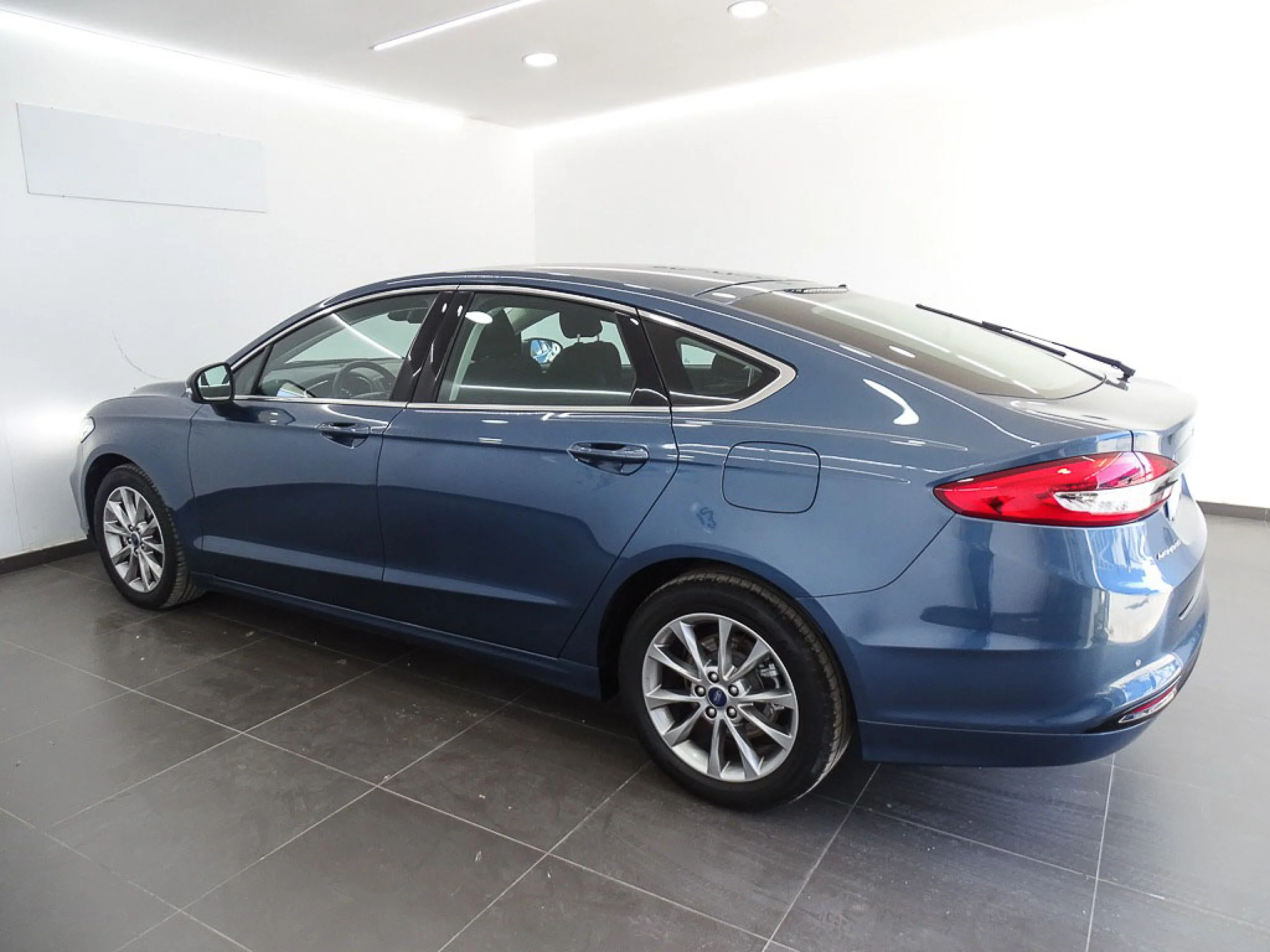 Ford Mondeo 2.0 TDCi 110kW 150CV Business - Foto 17