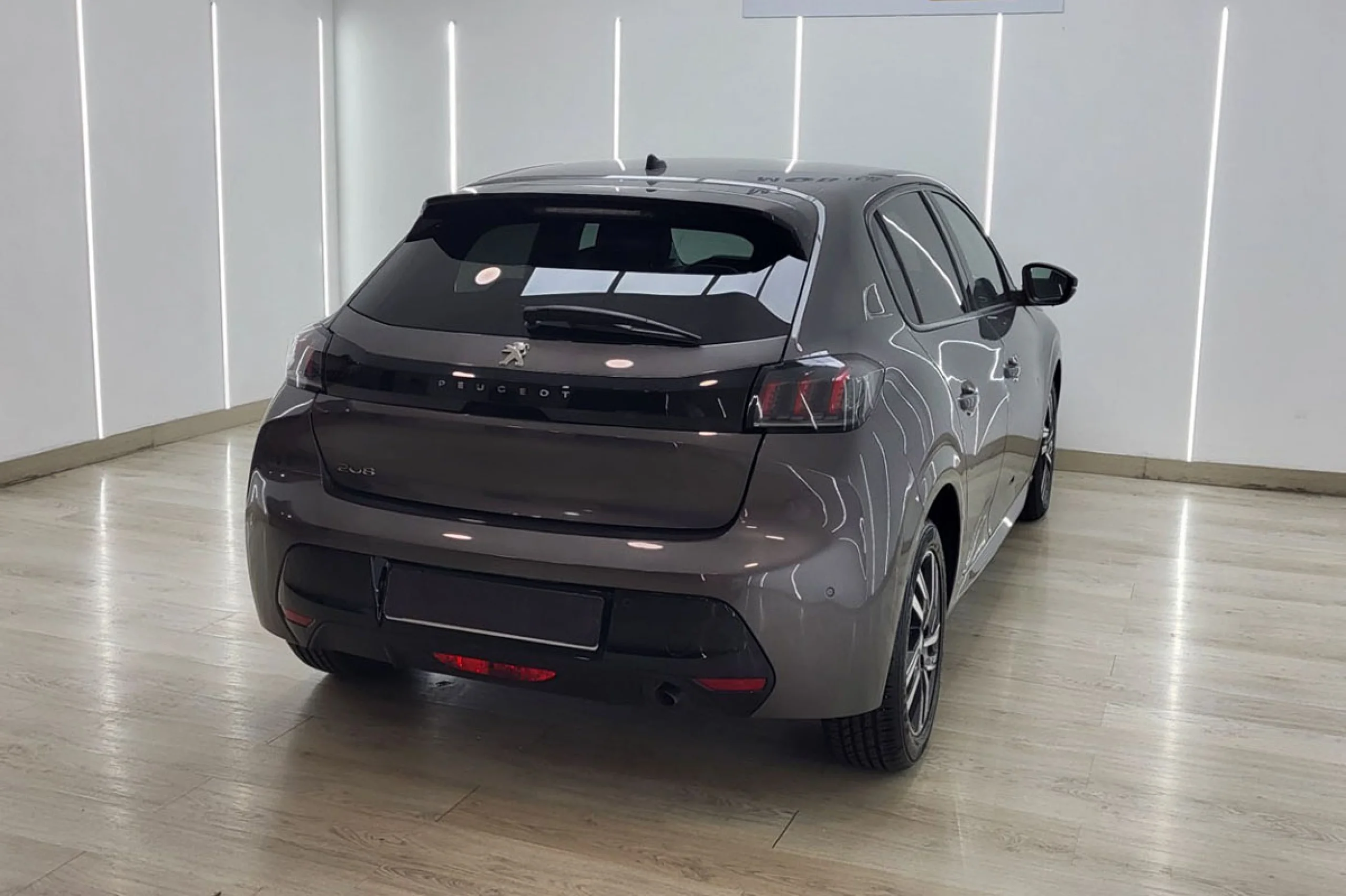 Peugeot 208 Allure Puretech 100 - Foto 19