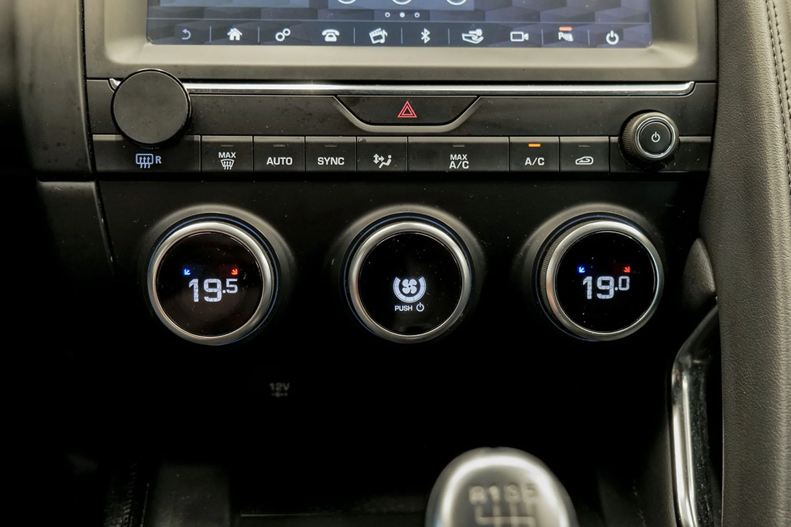 Jaguar E-Pace 2.0D 132kW Pure - Foto 25