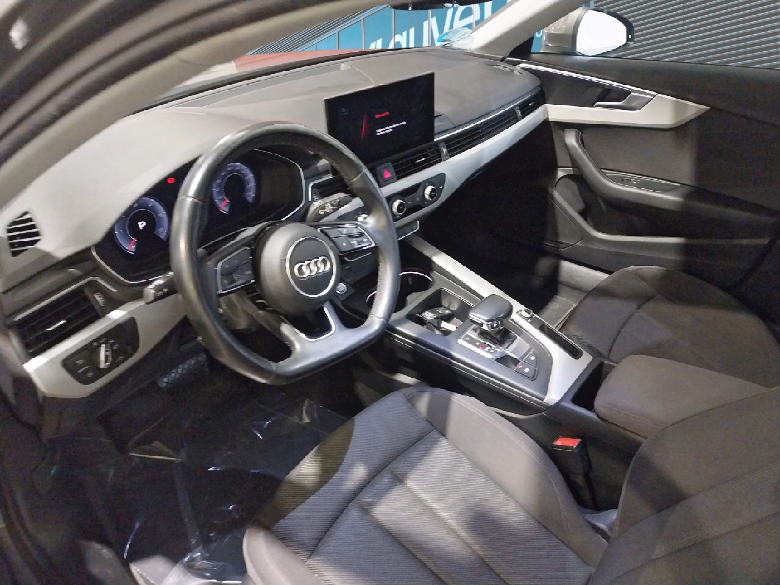 Audi A4 Advanced 30 TDI 100kW (136CV) S tronic - Foto 7