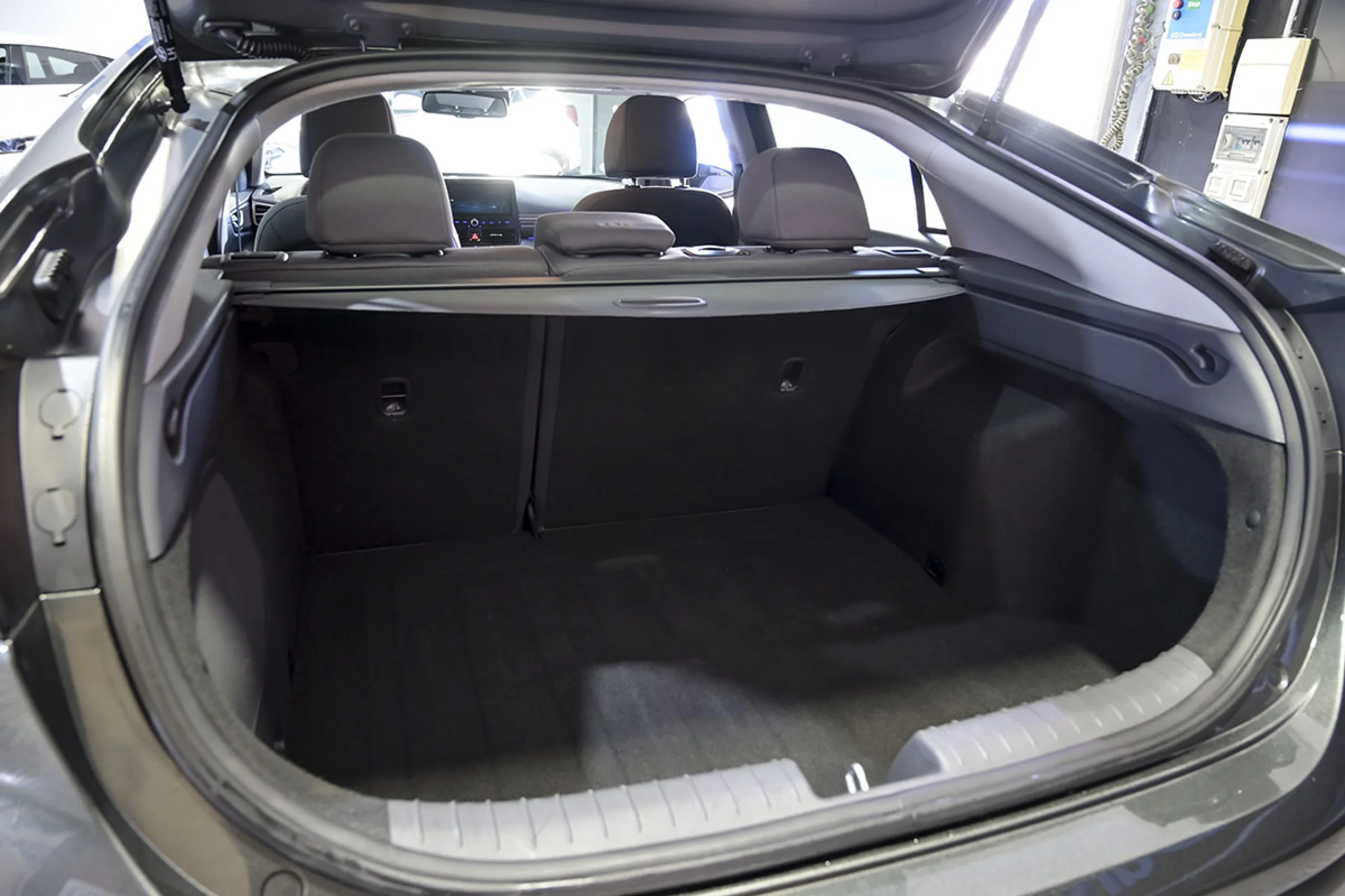 Hyundai Ioniq 1.6 GDI HEV Tecno DCT - Foto 13