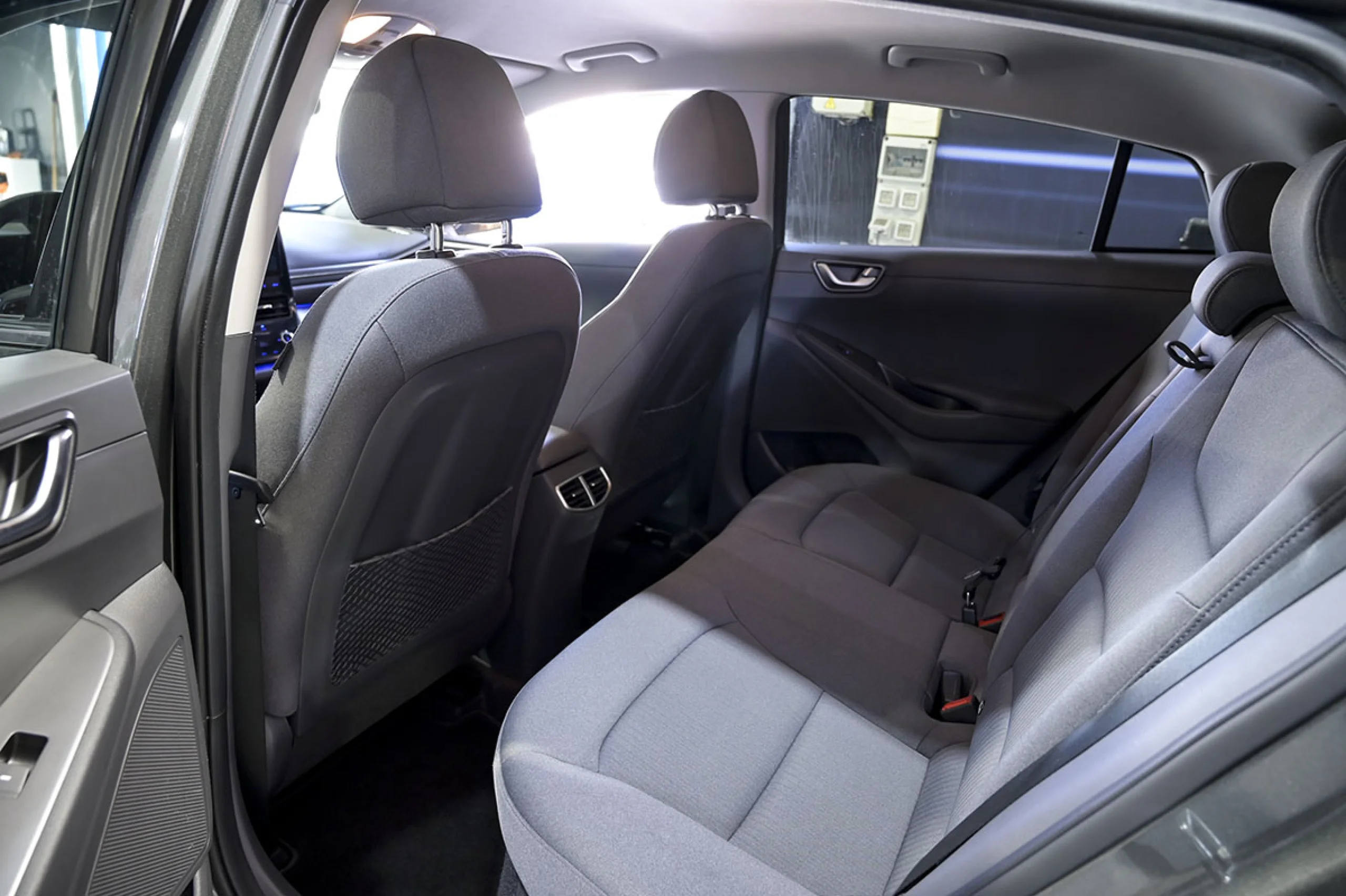 Hyundai Ioniq 1.6 GDI HEV Tecno DCT - Foto 16