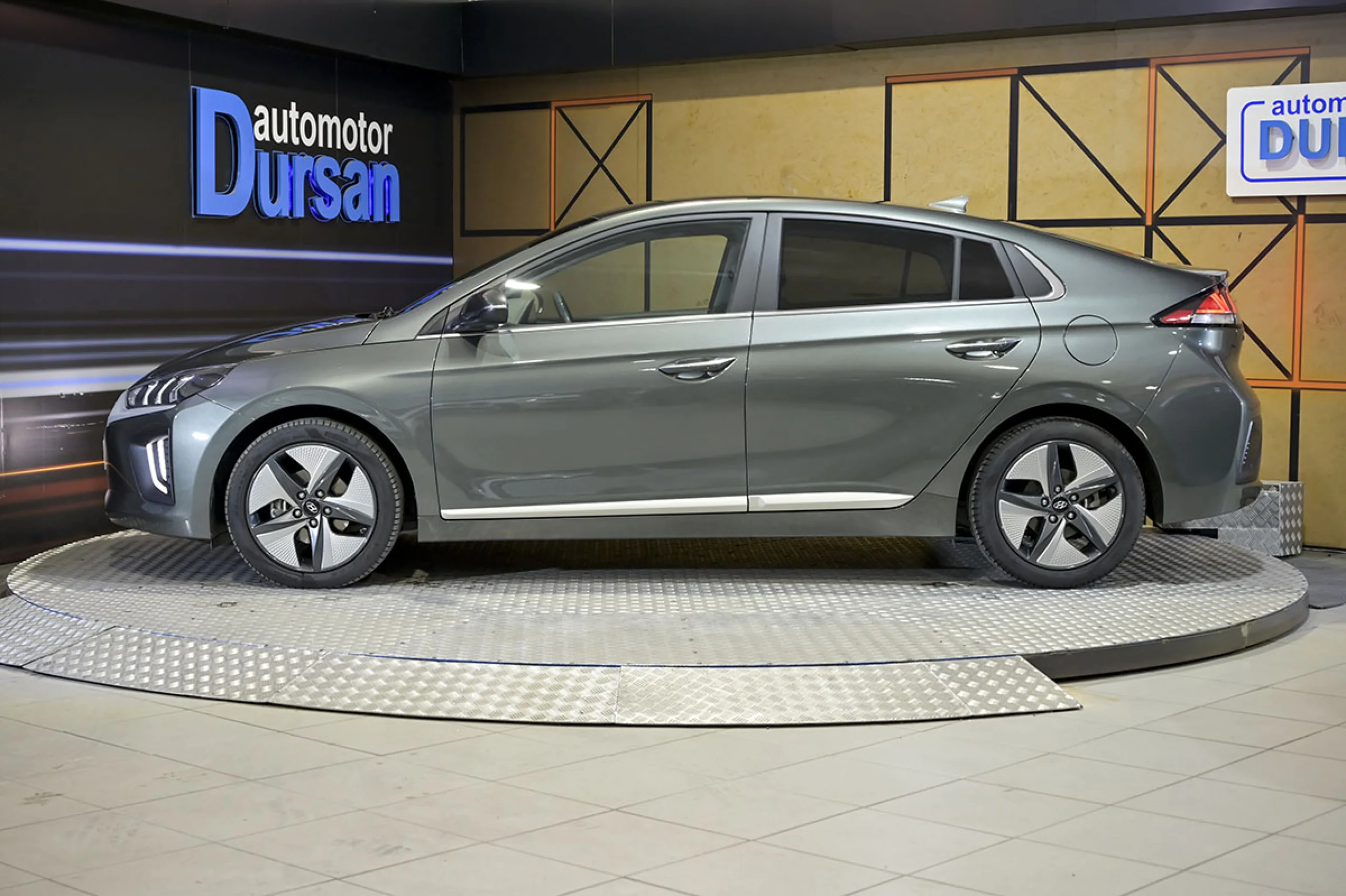 Hyundai Ioniq 1.6 GDI HEV Tecno DCT - Foto 19