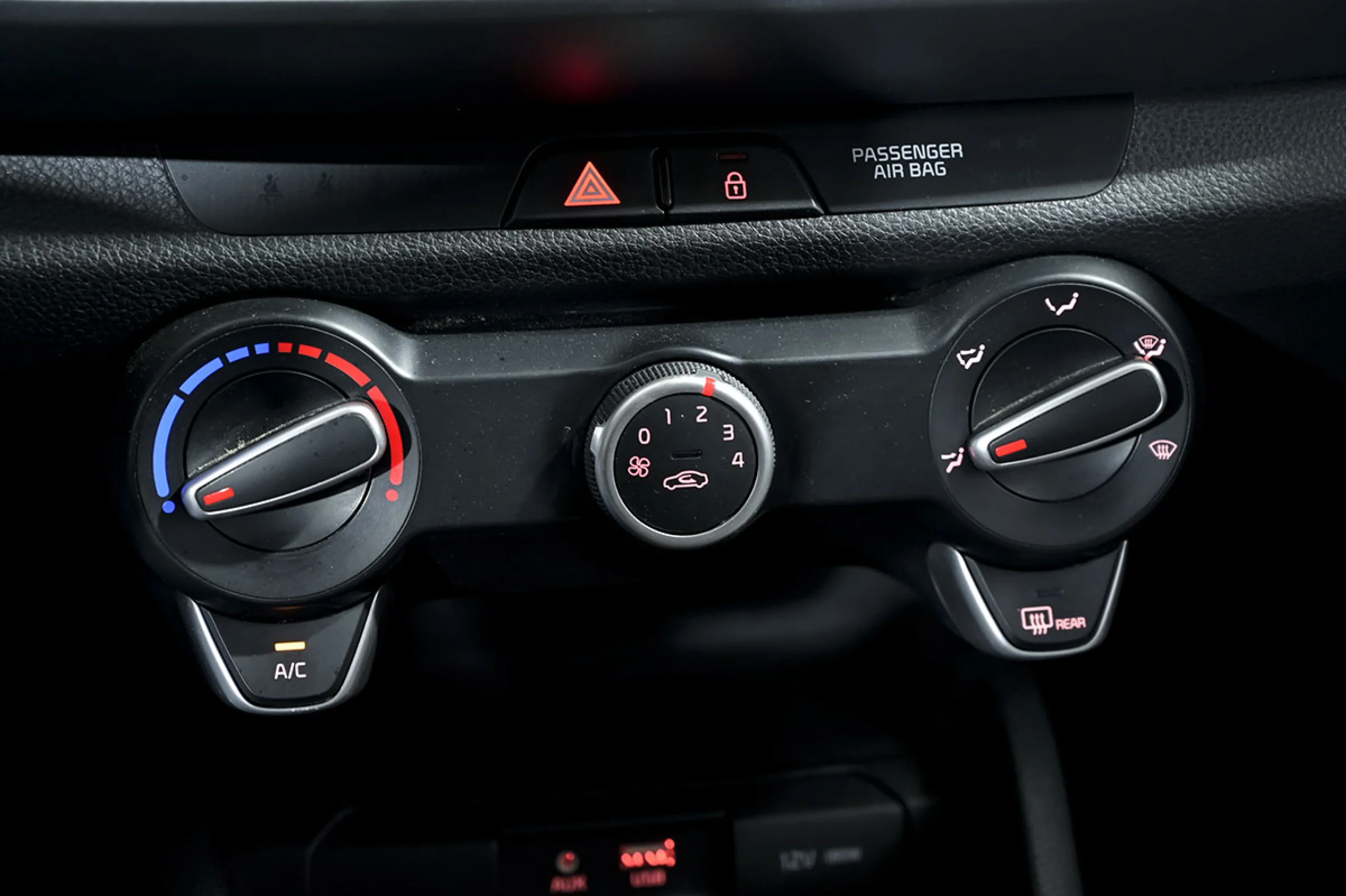 Kia Stonic 1.2 CVVT 62kW 84CV Drive EcoDynamics - Foto 25
