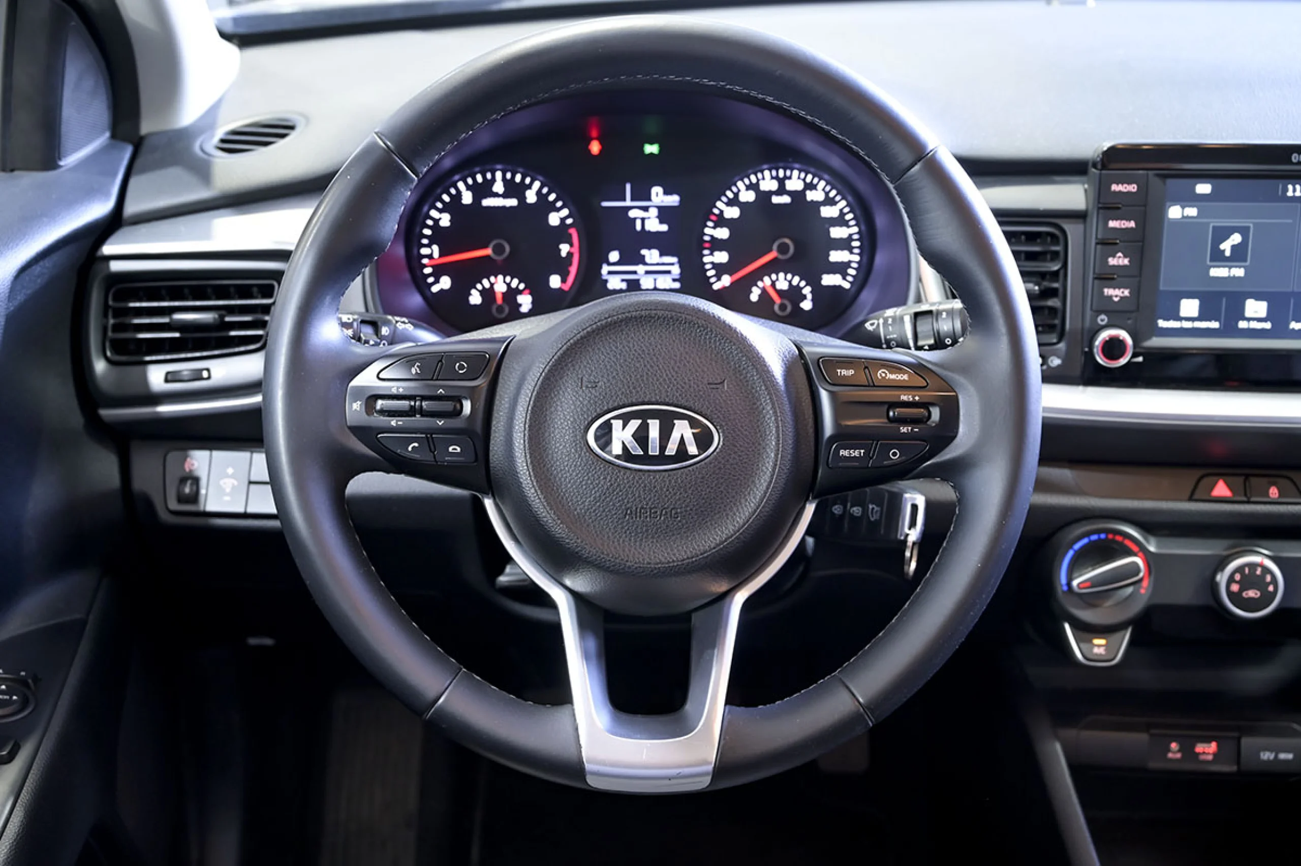 Kia Stonic 1.2 CVVT 62kW 84CV Drive EcoDynamics - Foto 23