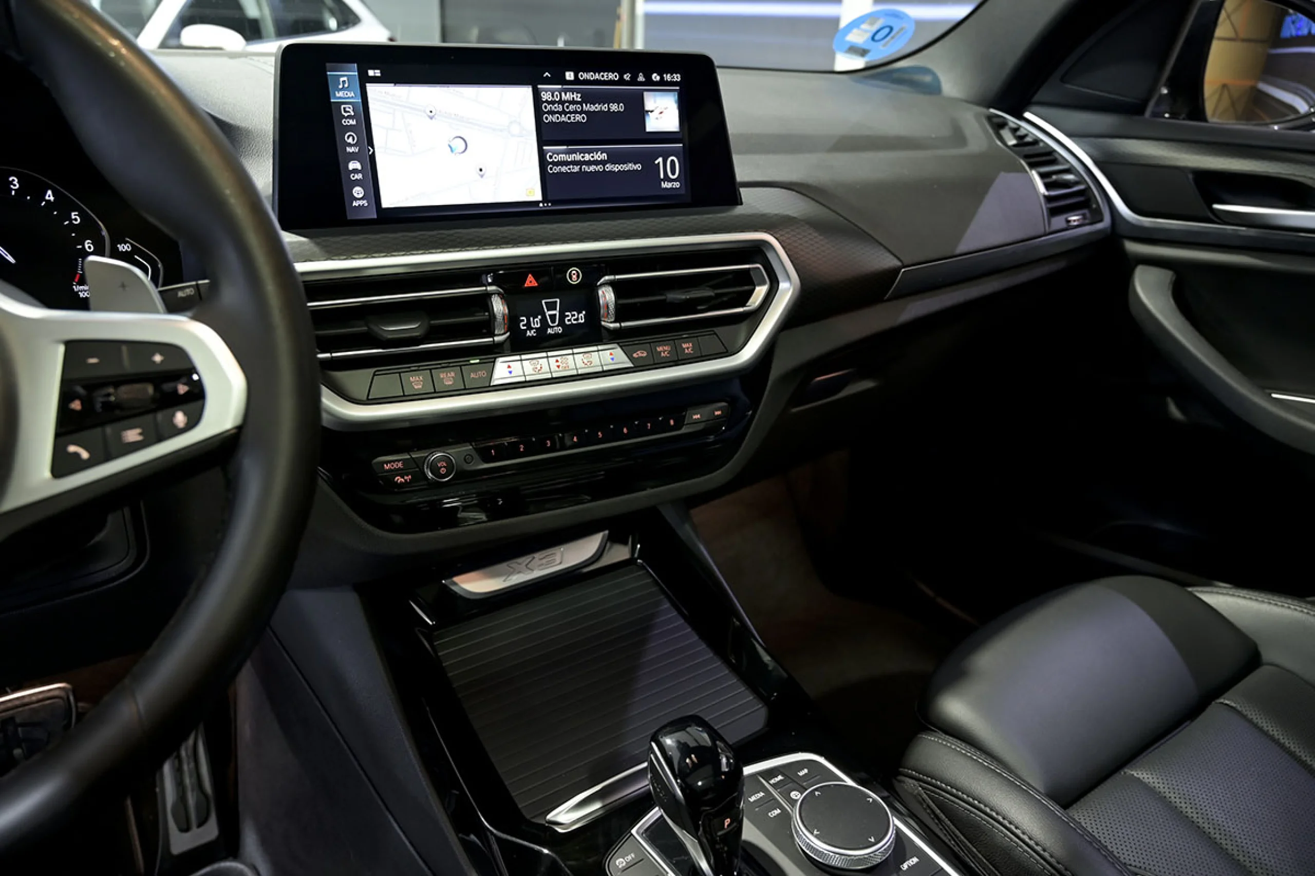 BMW X3 xDrive30e - Foto 28