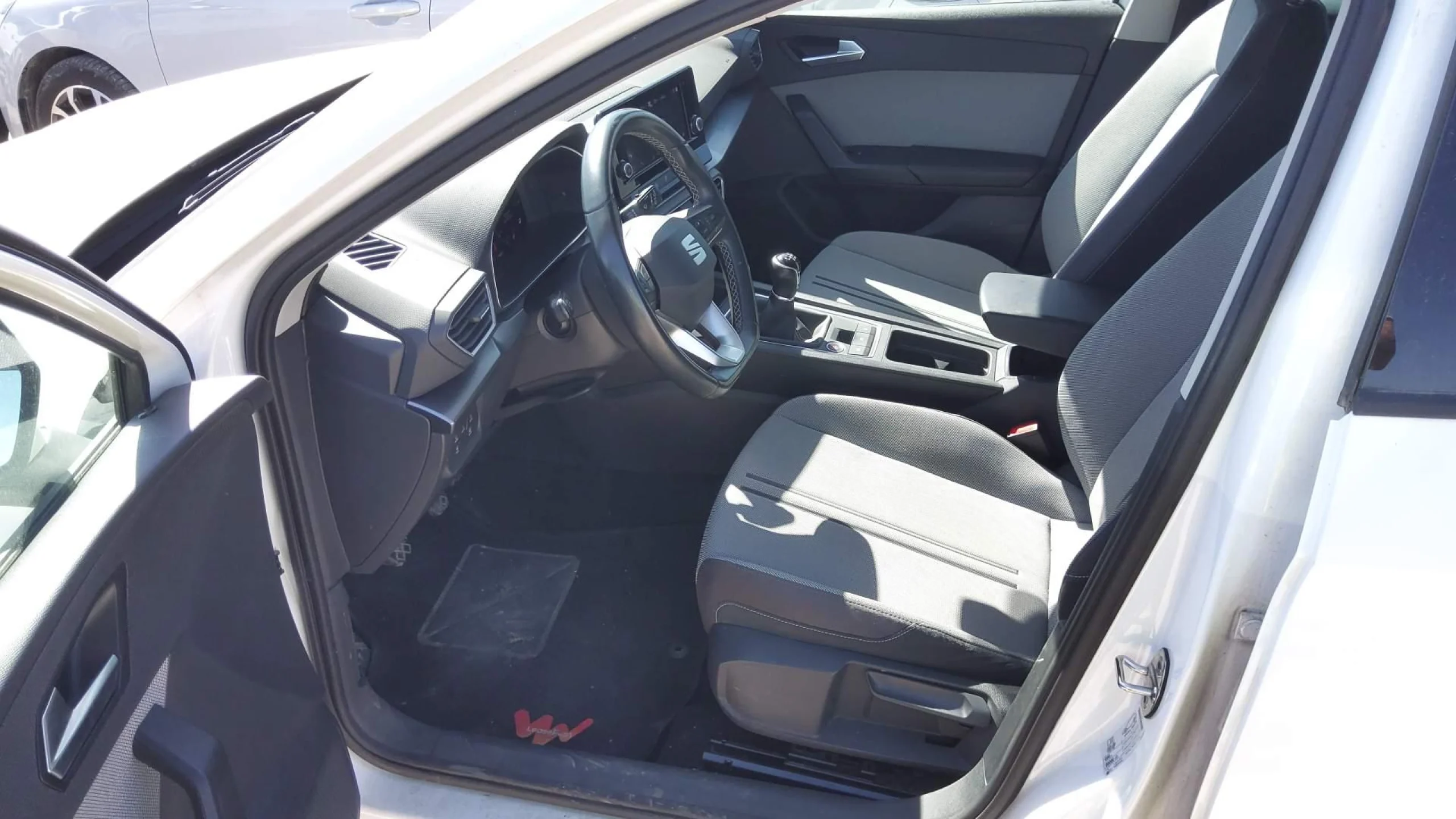 Seat Leon 2.0 TDI 85kW S&amp;S Style Go - Foto 5