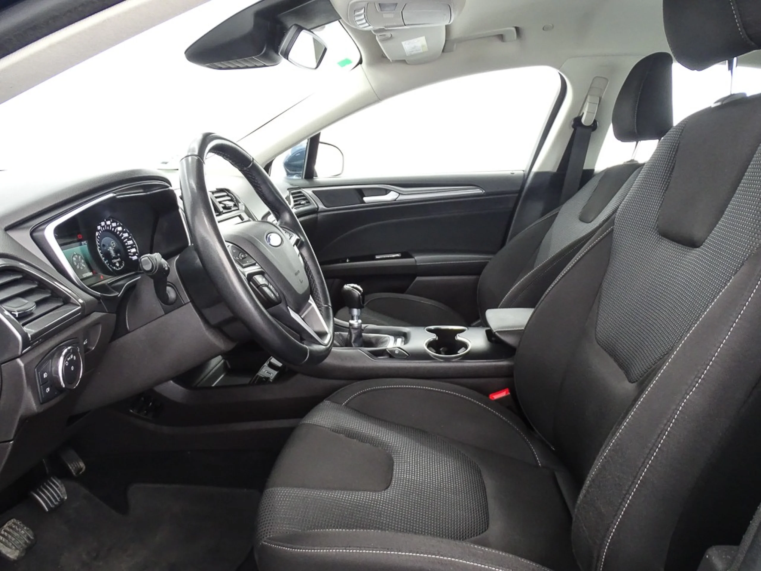 Ford Mondeo 2.0 TDCi 110kW 150CV Trend - Foto 9