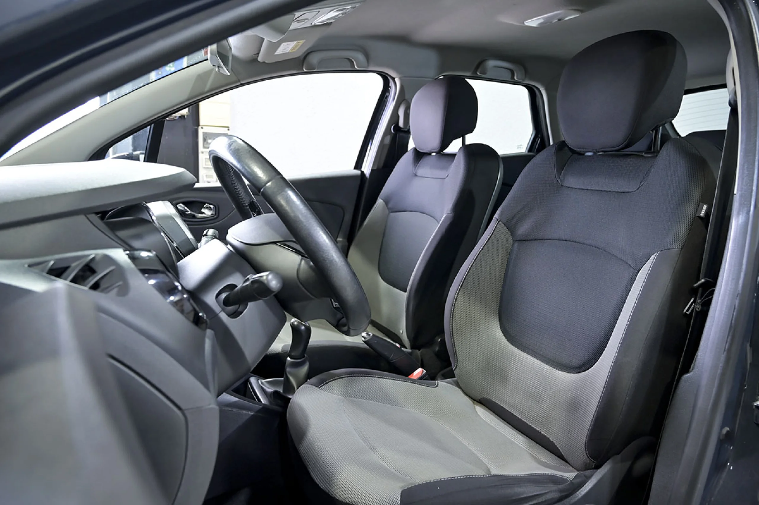 Renault Captur Limited Energy dCi 66kW 90CV eco2 - Foto 23