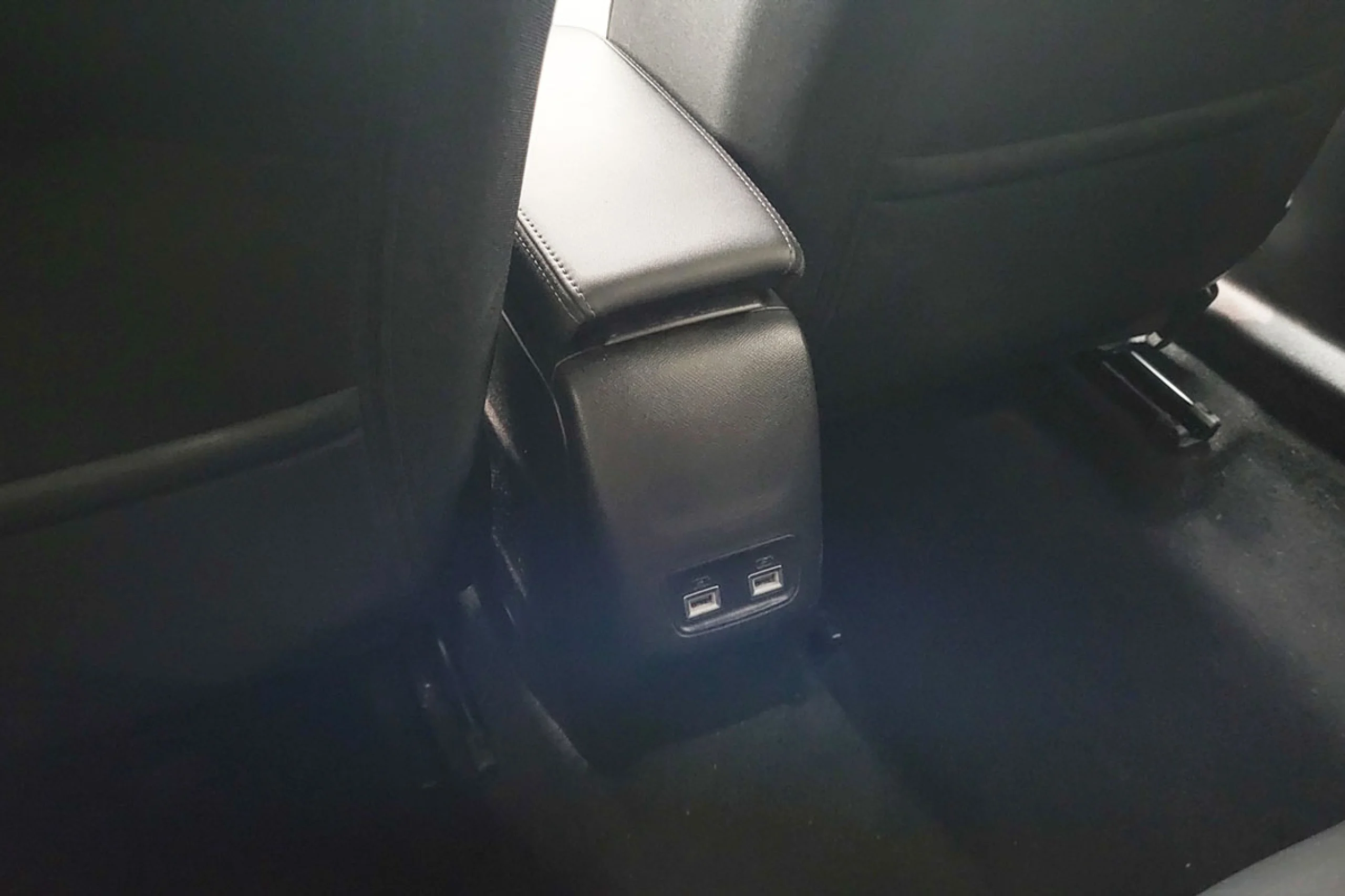 Peugeot 2008 Allure Puretech 130 SS 6 Vel. MAN - Foto 17