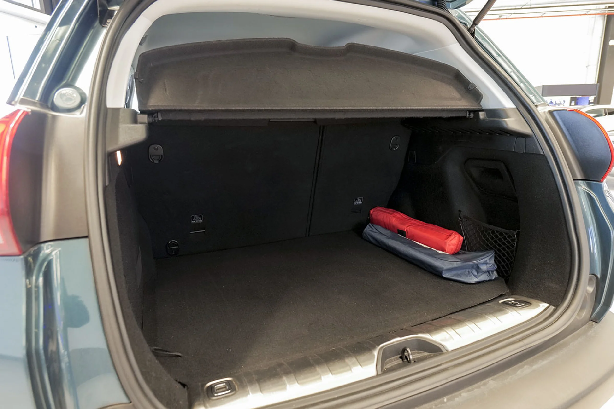 Peugeot 2008 Allure BlueHDi 120 SS EAT6 - Foto 11