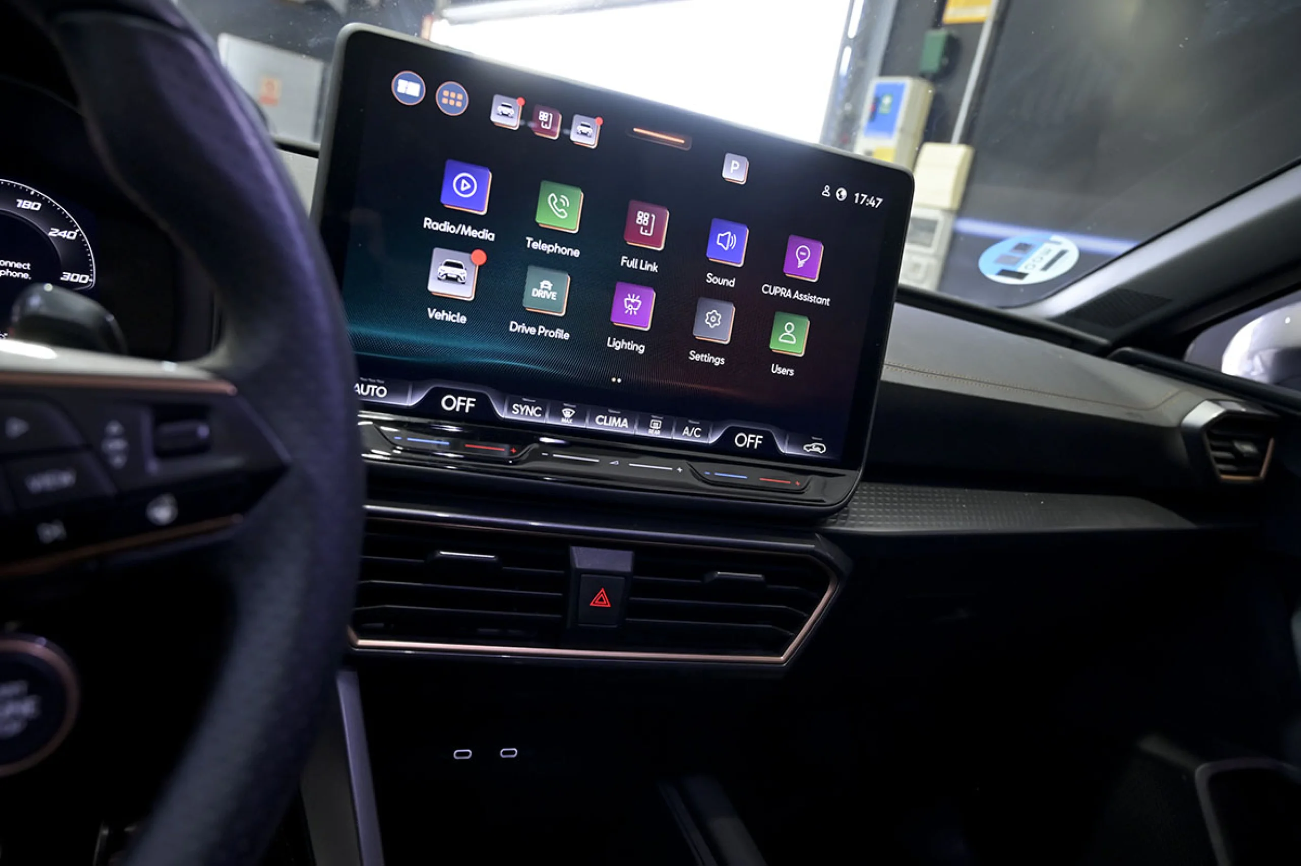 CUPRA León SP 1.5 eTSI 110kW 150CV DSG - Foto 28