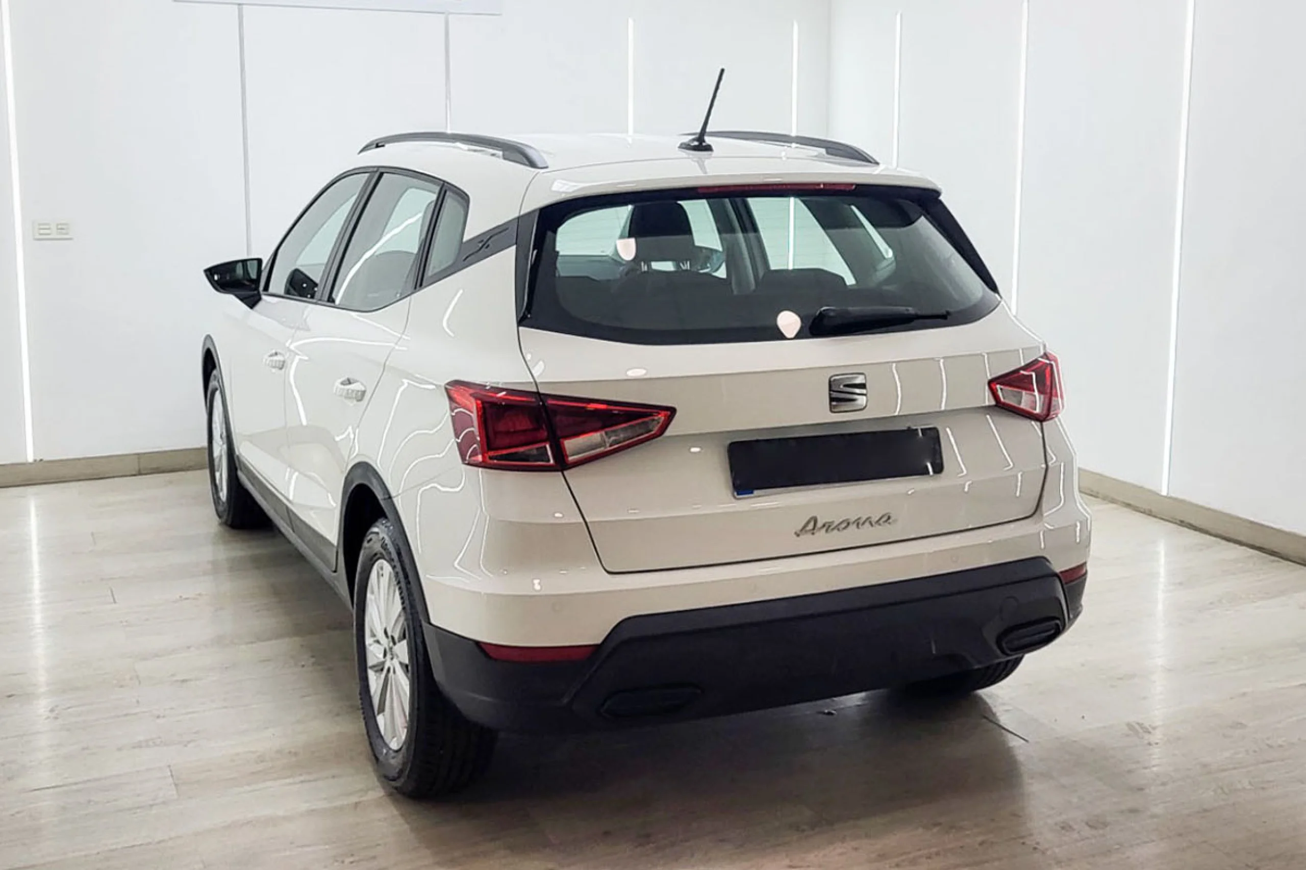 Seat Arona 1.0 TSI 85kW Style Special Edition - Foto 4