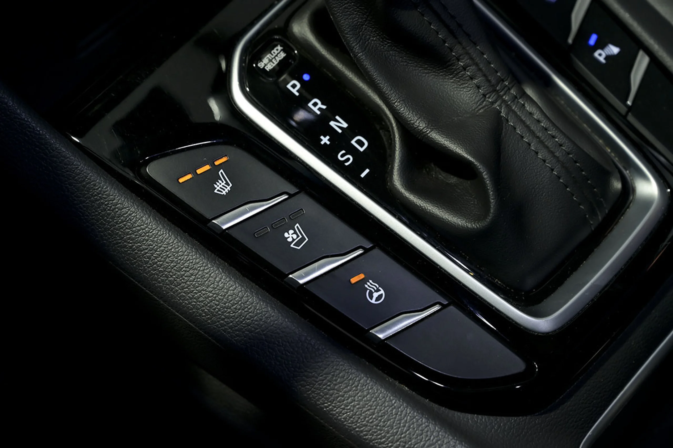 Hyundai Ioniq 1.6 GDI HEV Tecno DCT - Foto 33