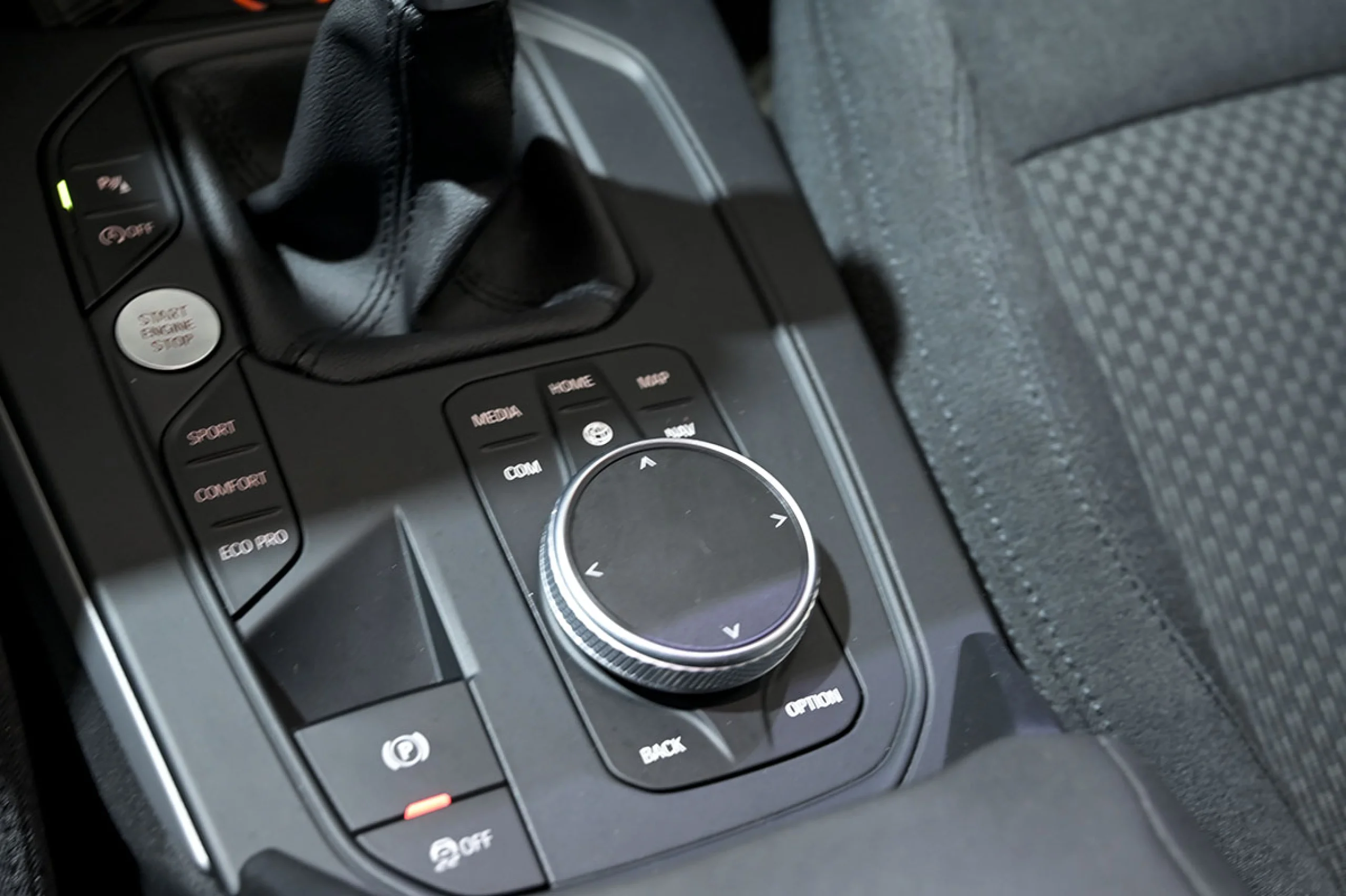 BMW 118 Serie 1 118d - Foto 42