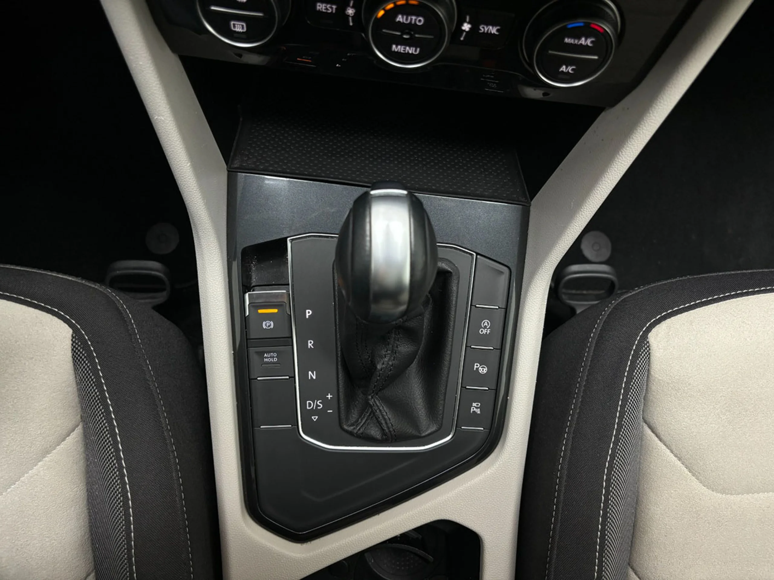 Volkswagen Tiguan Advance 2.0 TDI 110kW 150CV DSG - Foto 21