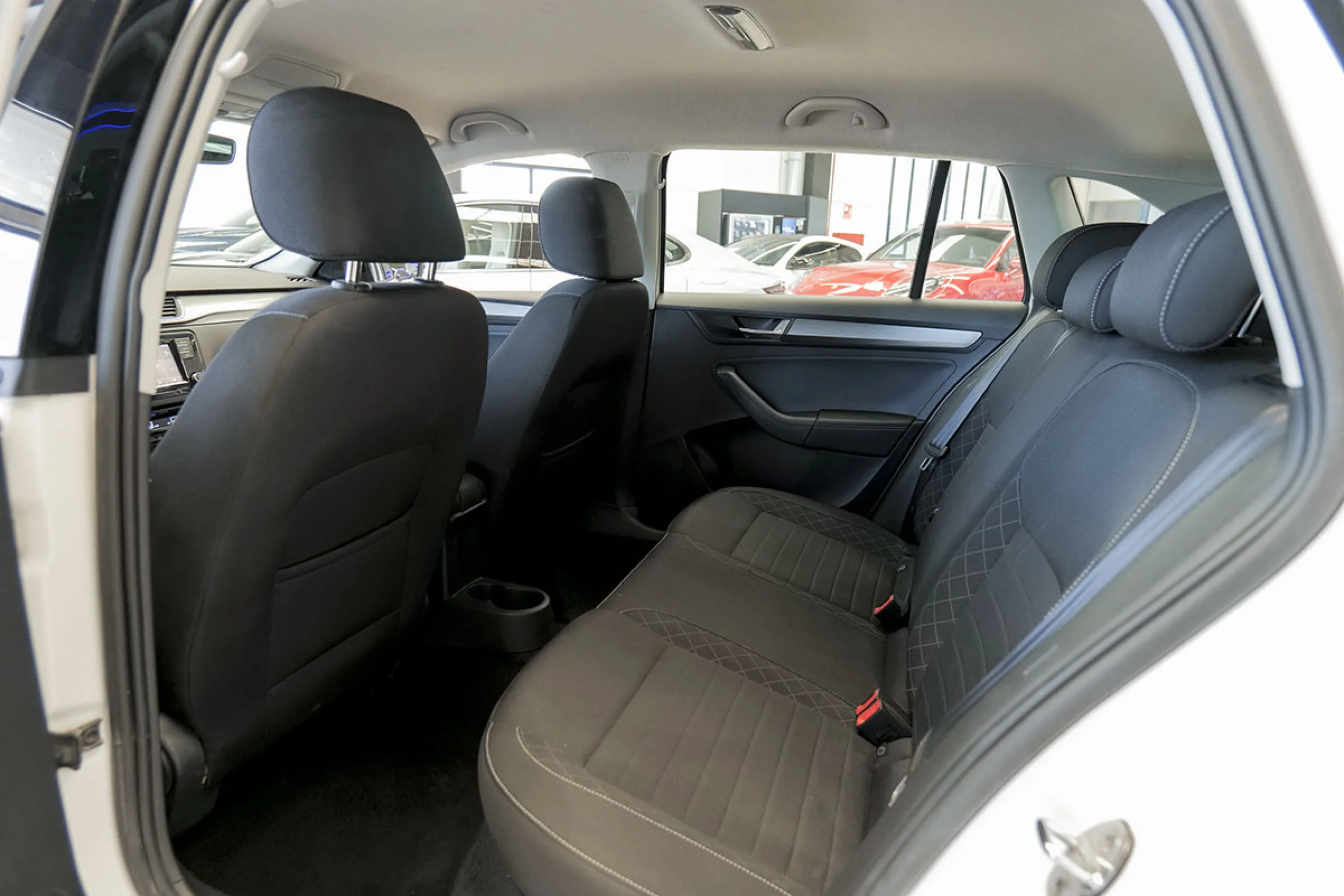 Skoda Rapid 1.0 TSI 81KW 110cv Style - Foto 13