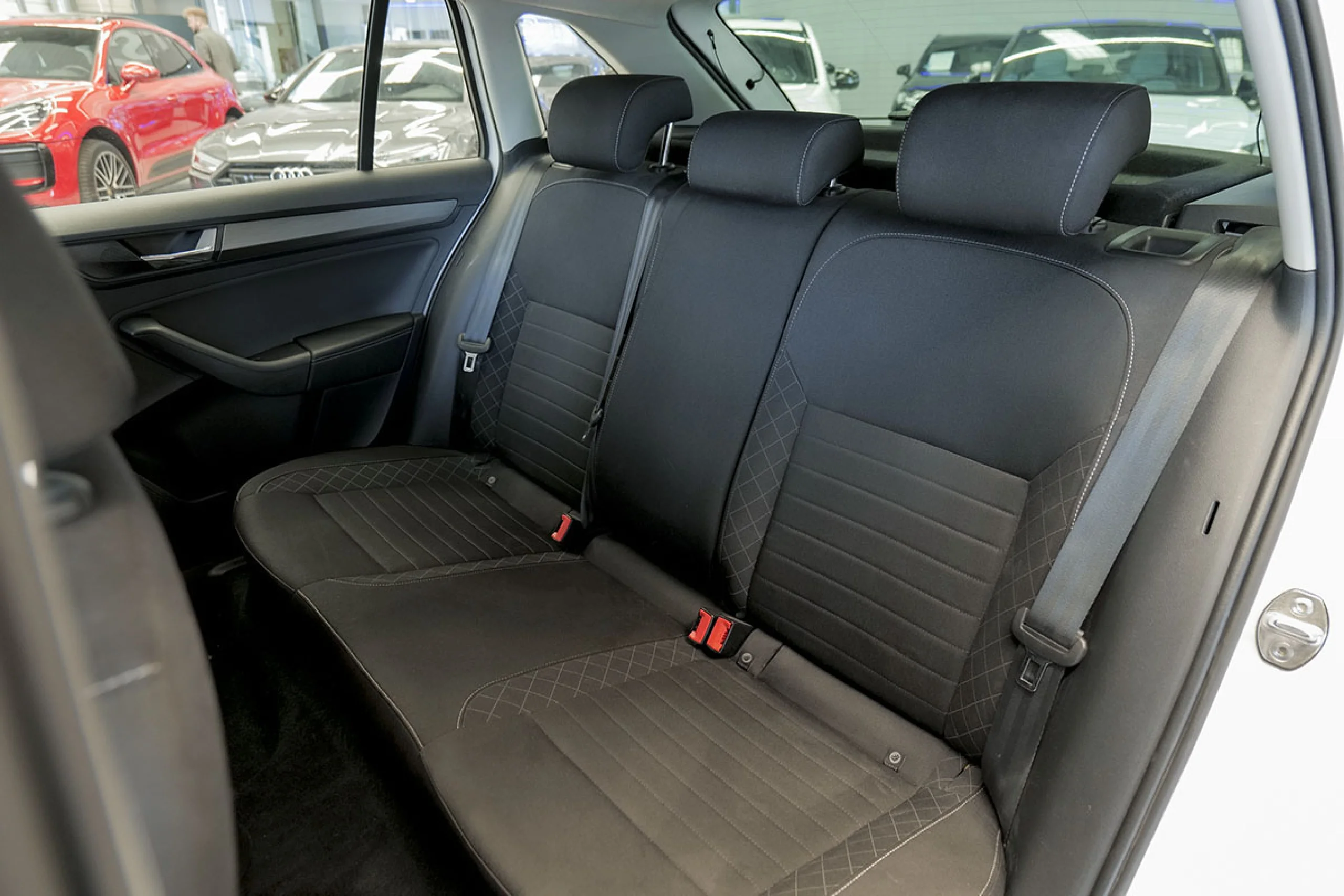 Skoda Rapid 1.0 TSI 81KW 110cv Style - Foto 14