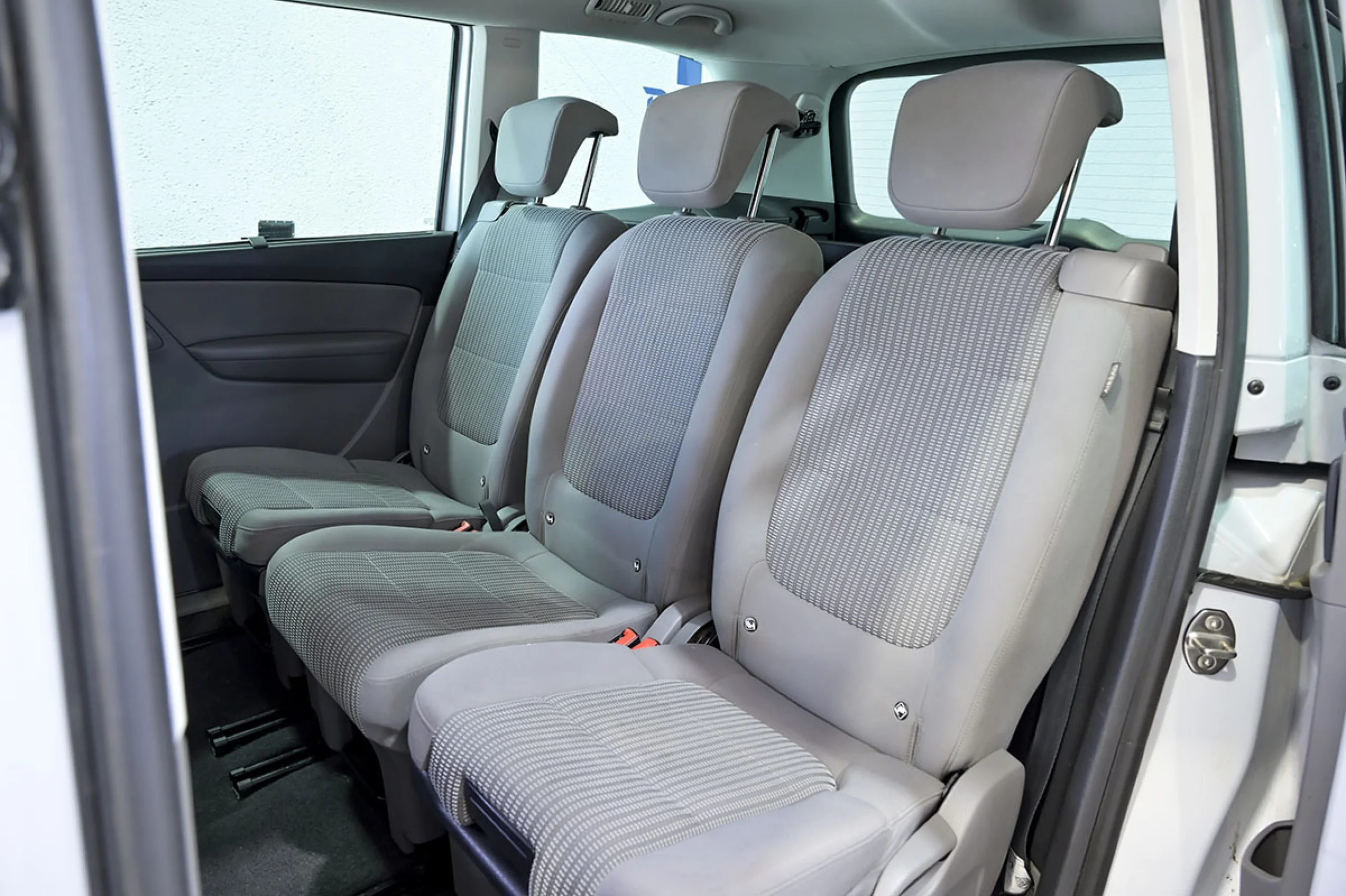 Seat Alhambra 1.4 TSI 110kW DSG StSp Style GO - Foto 17