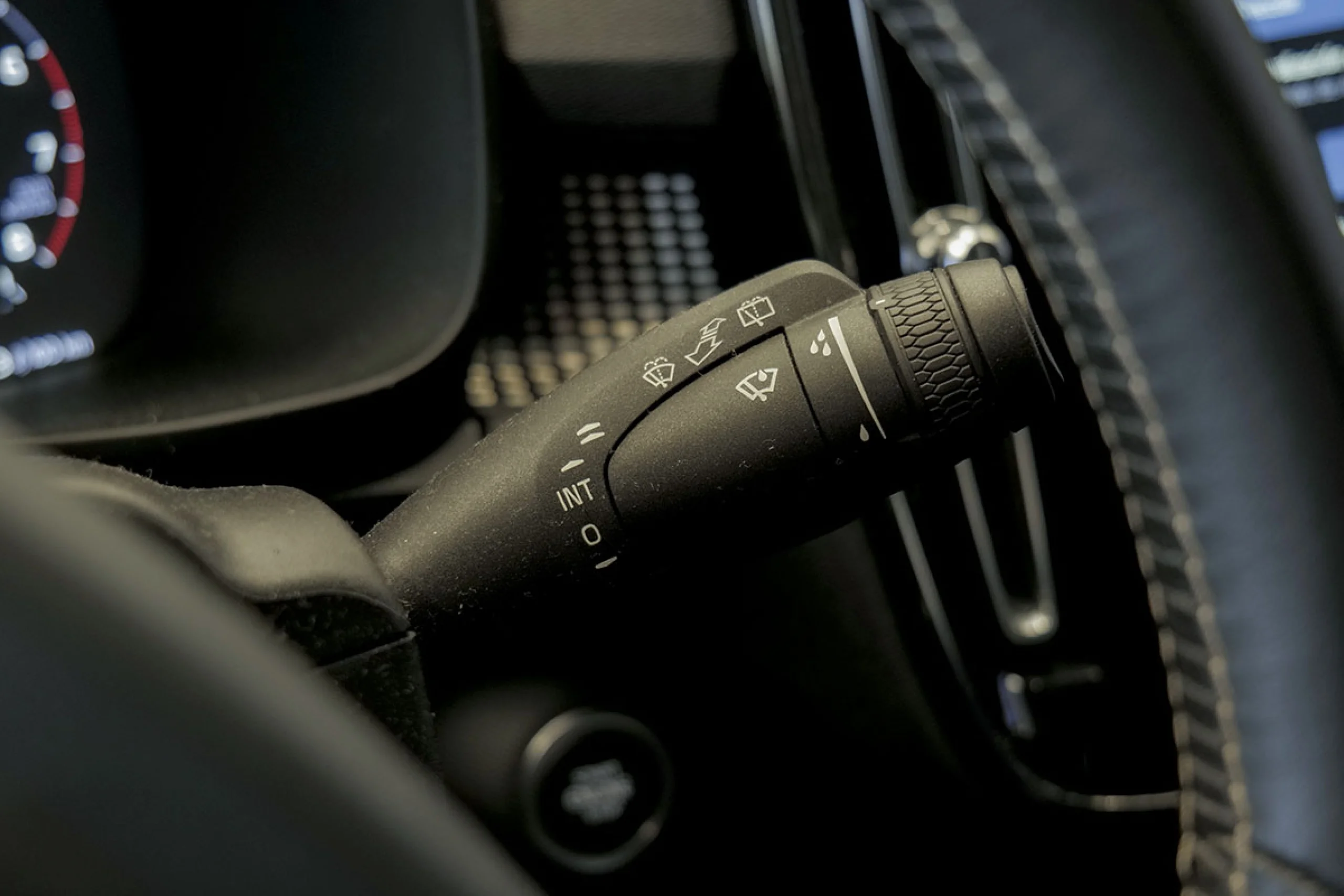 Volvo XC 40 XC40 2.0 T4 RDesign Auto - Foto 24