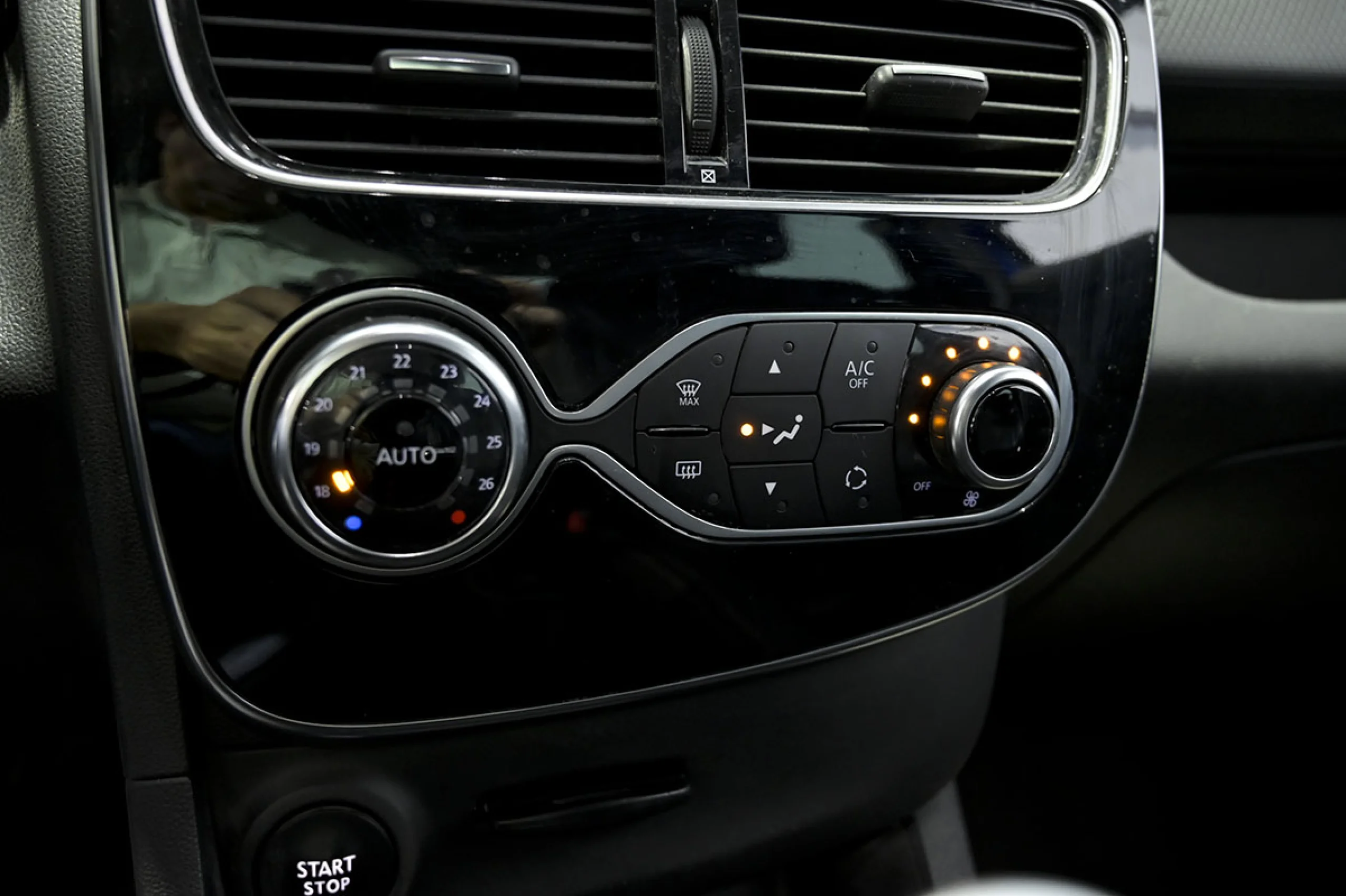 Renault Clio Zen Energy TCe 66kW 90CV - Foto 27