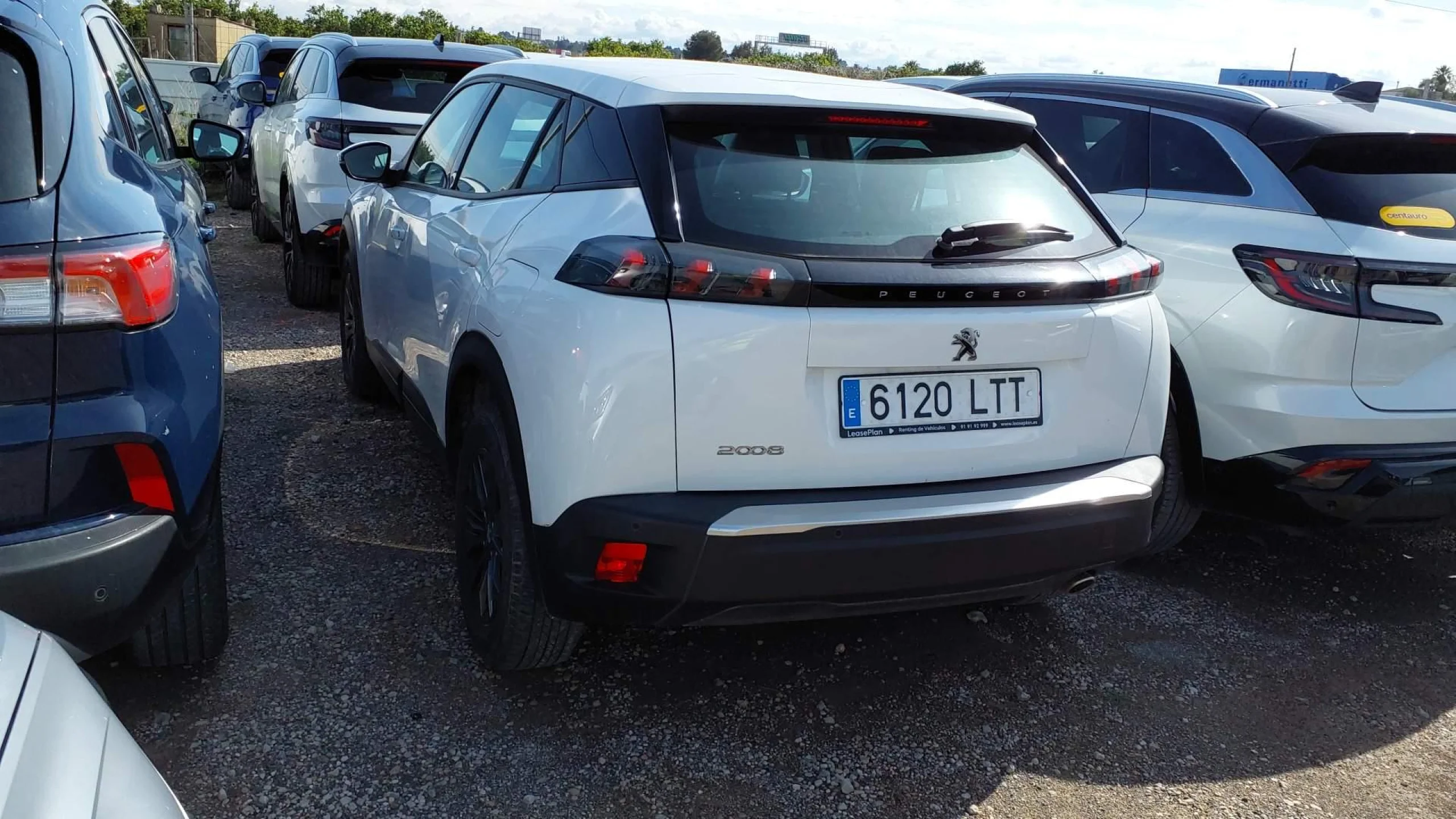 Peugeot 2008 Active Pack BlueHDI 81kW (110CV) - Foto 2