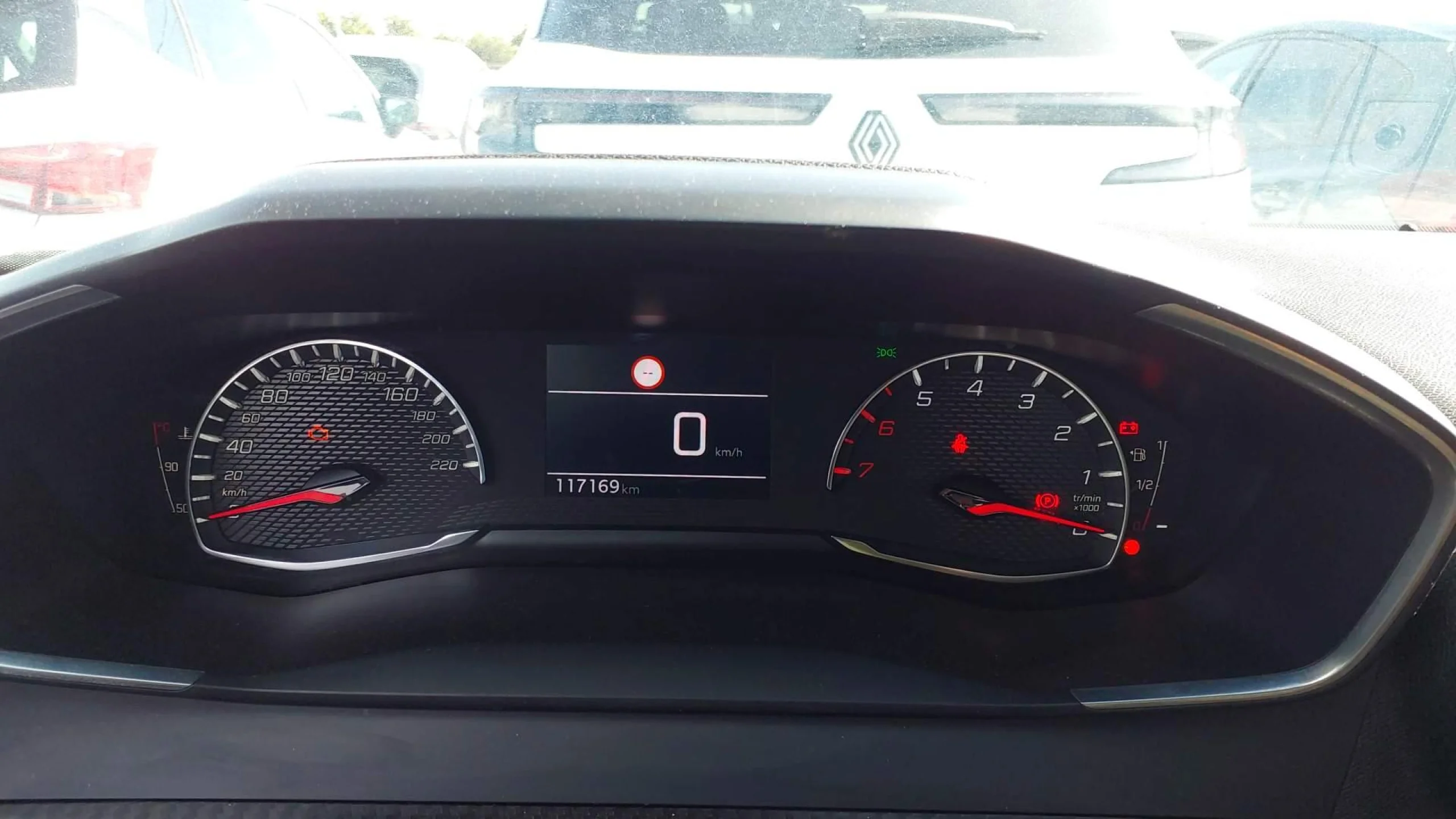 Peugeot 2008 Active Pack BlueHDI 81kW (110CV) - Foto 6