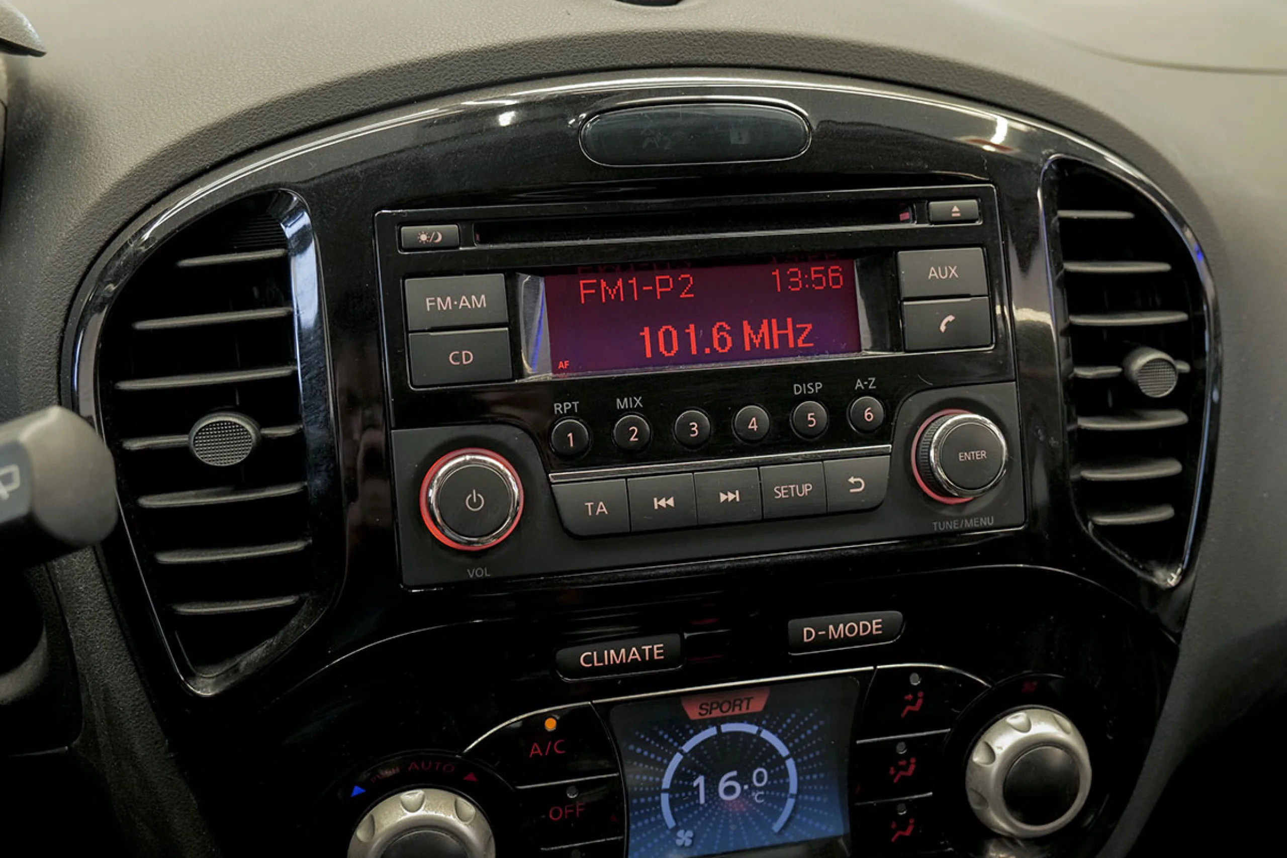 Nissan Juke 1.6 ACENTA 4X2 - Foto 28