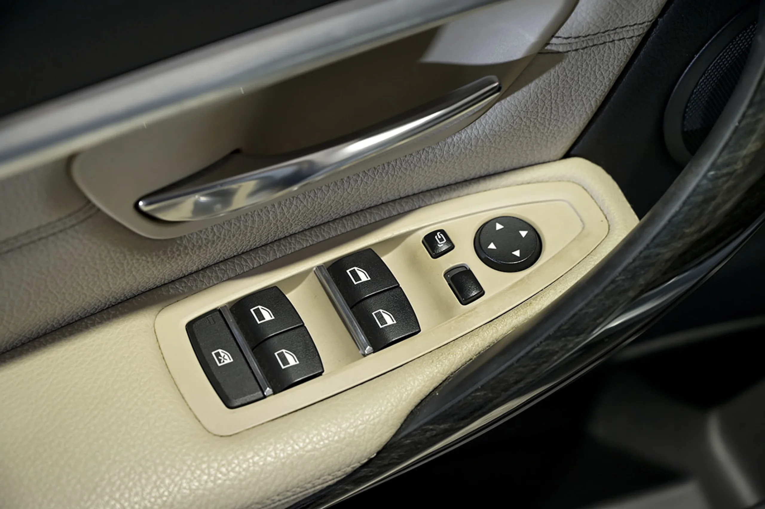 BMW 330 Serie 3 330e - Foto 23