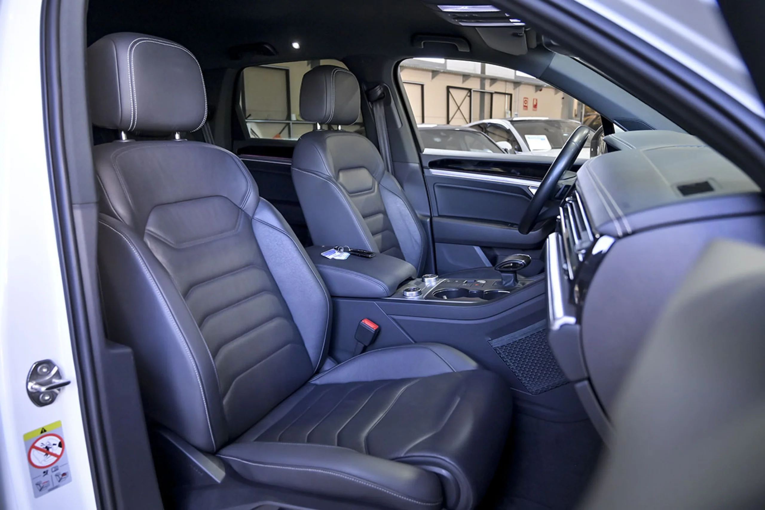 Volkswagen Touareg Prem Eleg 3.0 V6 TDI 210kW Tip 4M - Foto 29