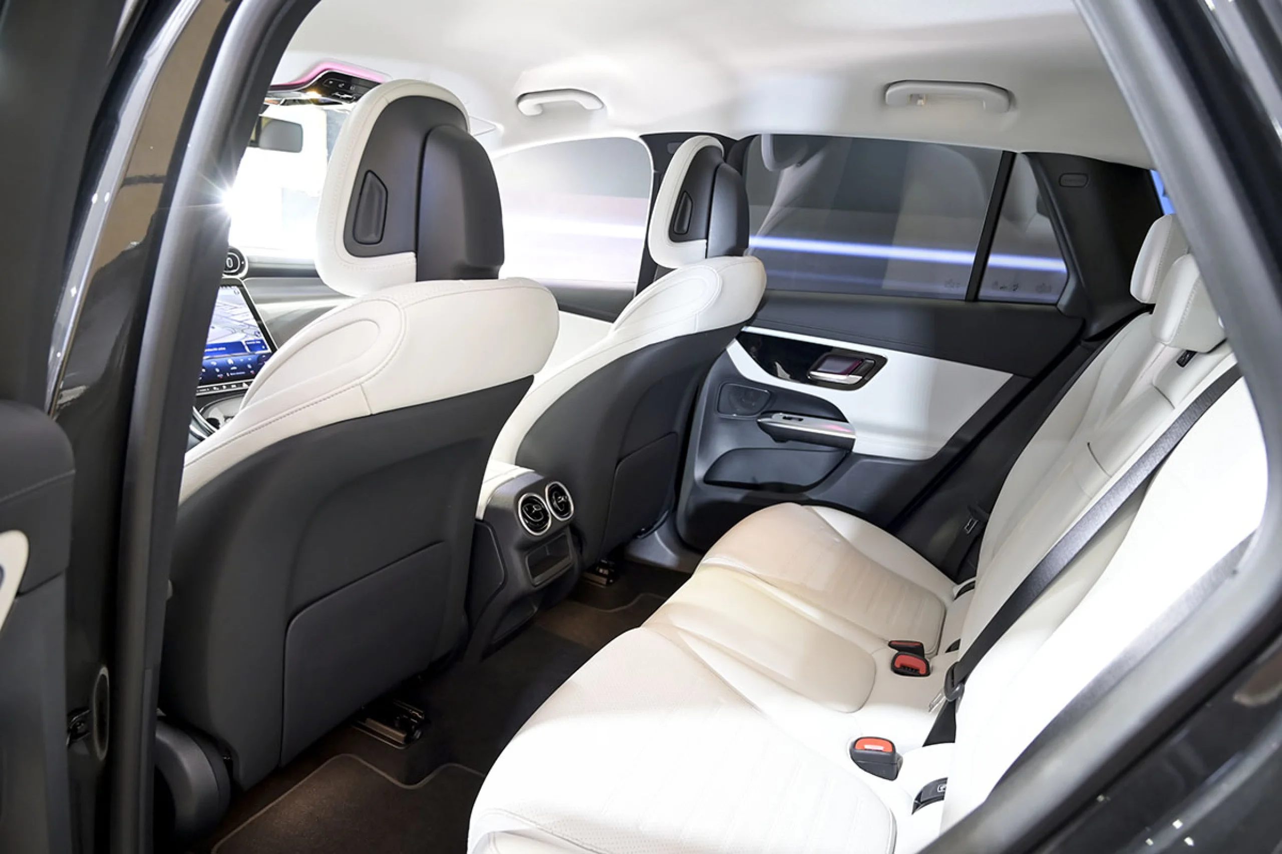 Mercedes-Benz GLC 300 MERCEDES-BENZ GLC GLC 300 de 4MATIC - Foto 23