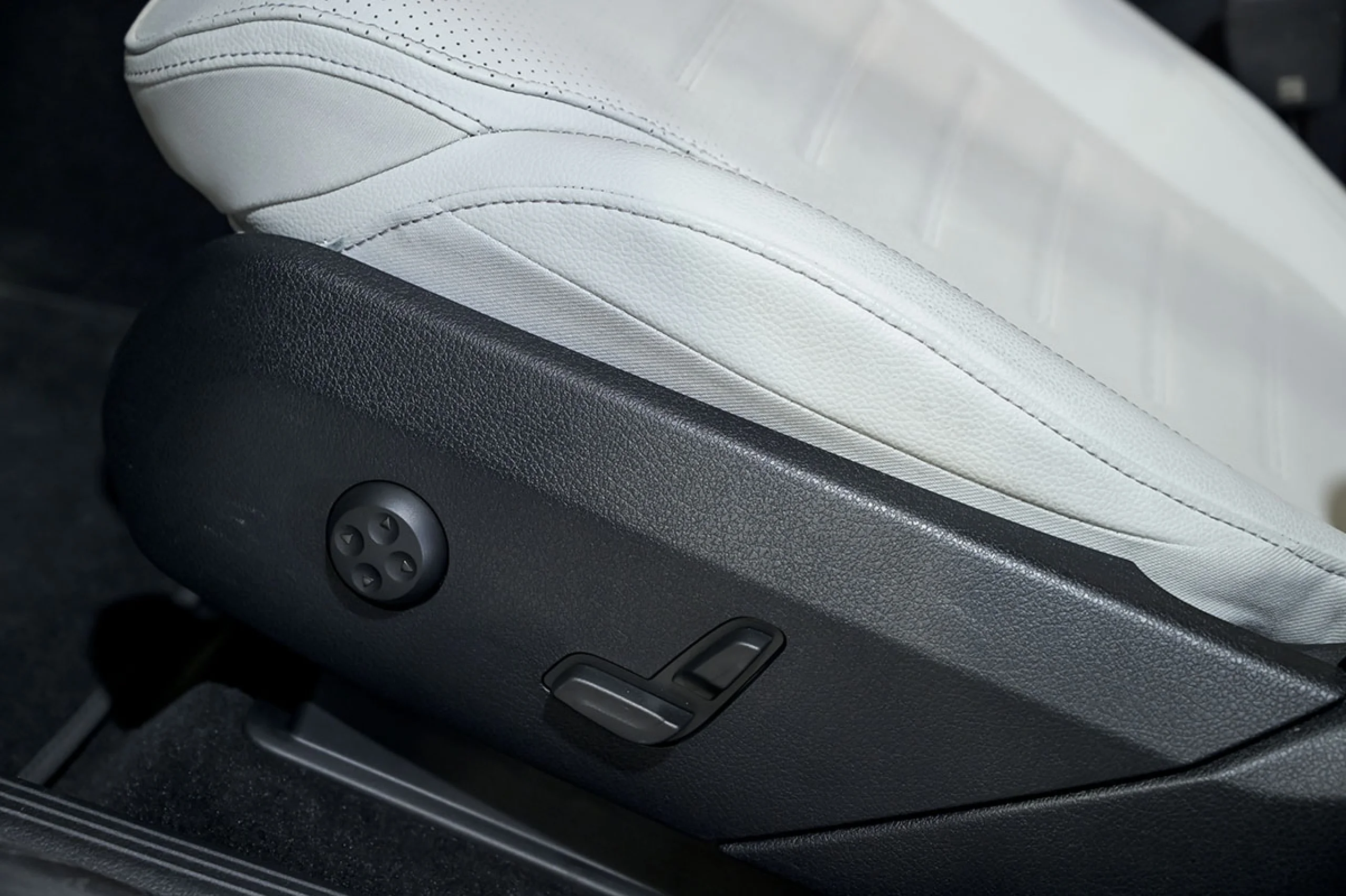 Mercedes-Benz GLC 300 MERCEDES-BENZ GLC GLC 300 de 4MATIC - Foto 25