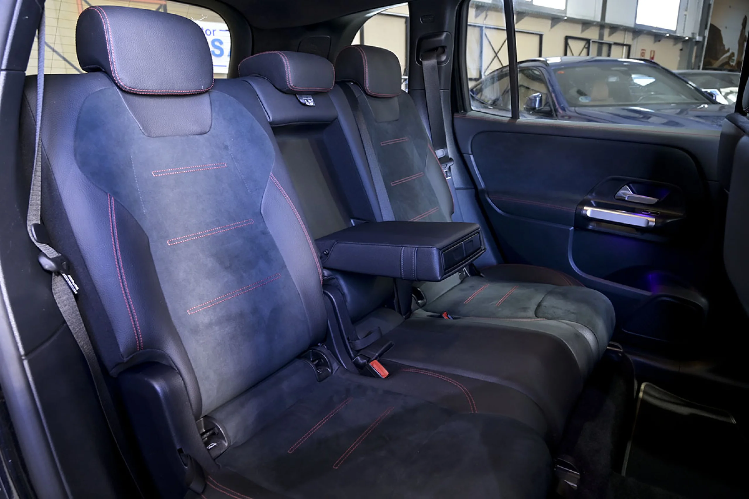 Mercedes-Benz GLB 220 MERCEDES-BENZ GLB GLB 220 d 4MATIC - Foto 17