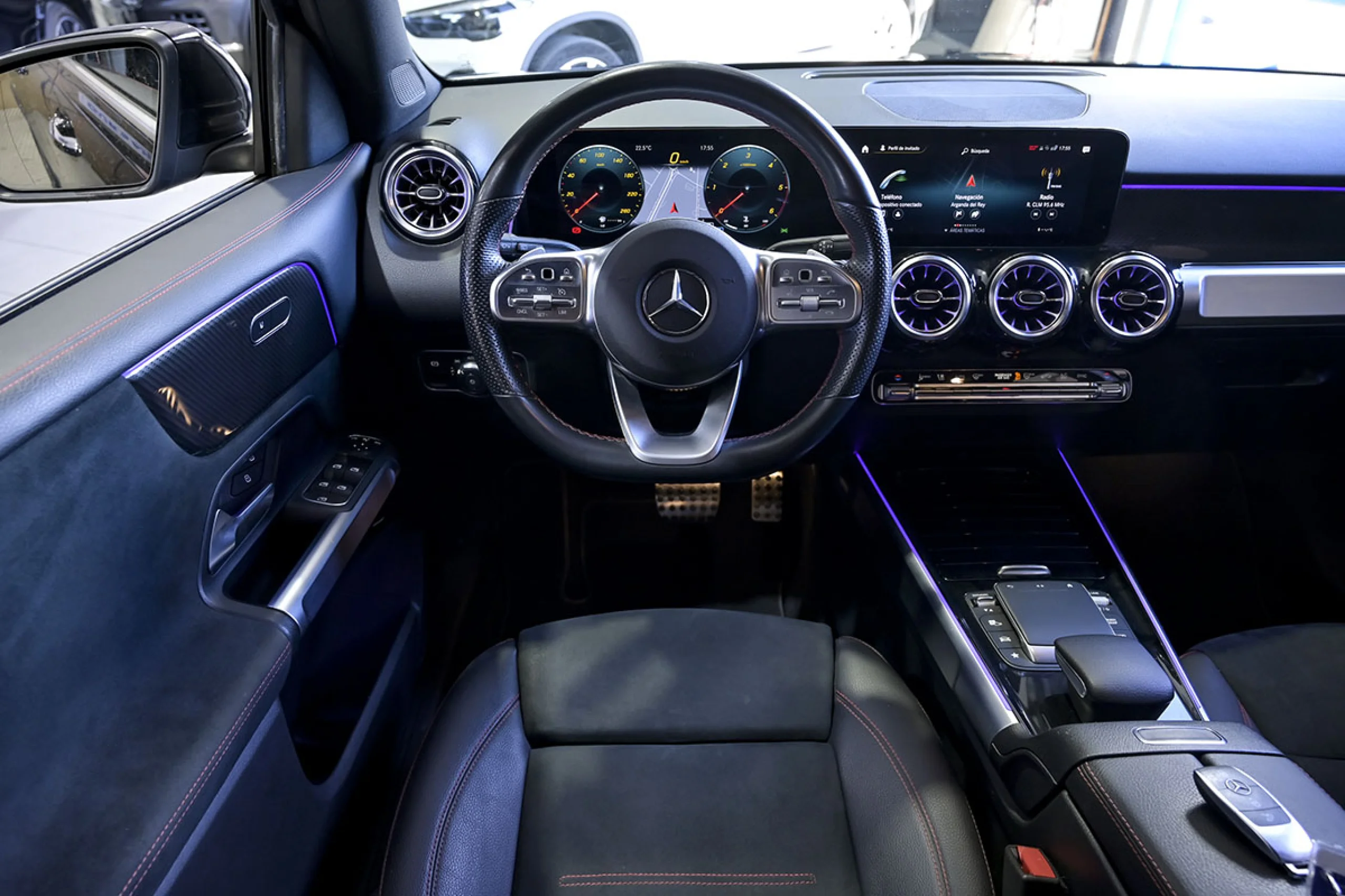 Mercedes-Benz GLB 220 MERCEDES-BENZ GLB GLB 220 d 4MATIC - Foto 32