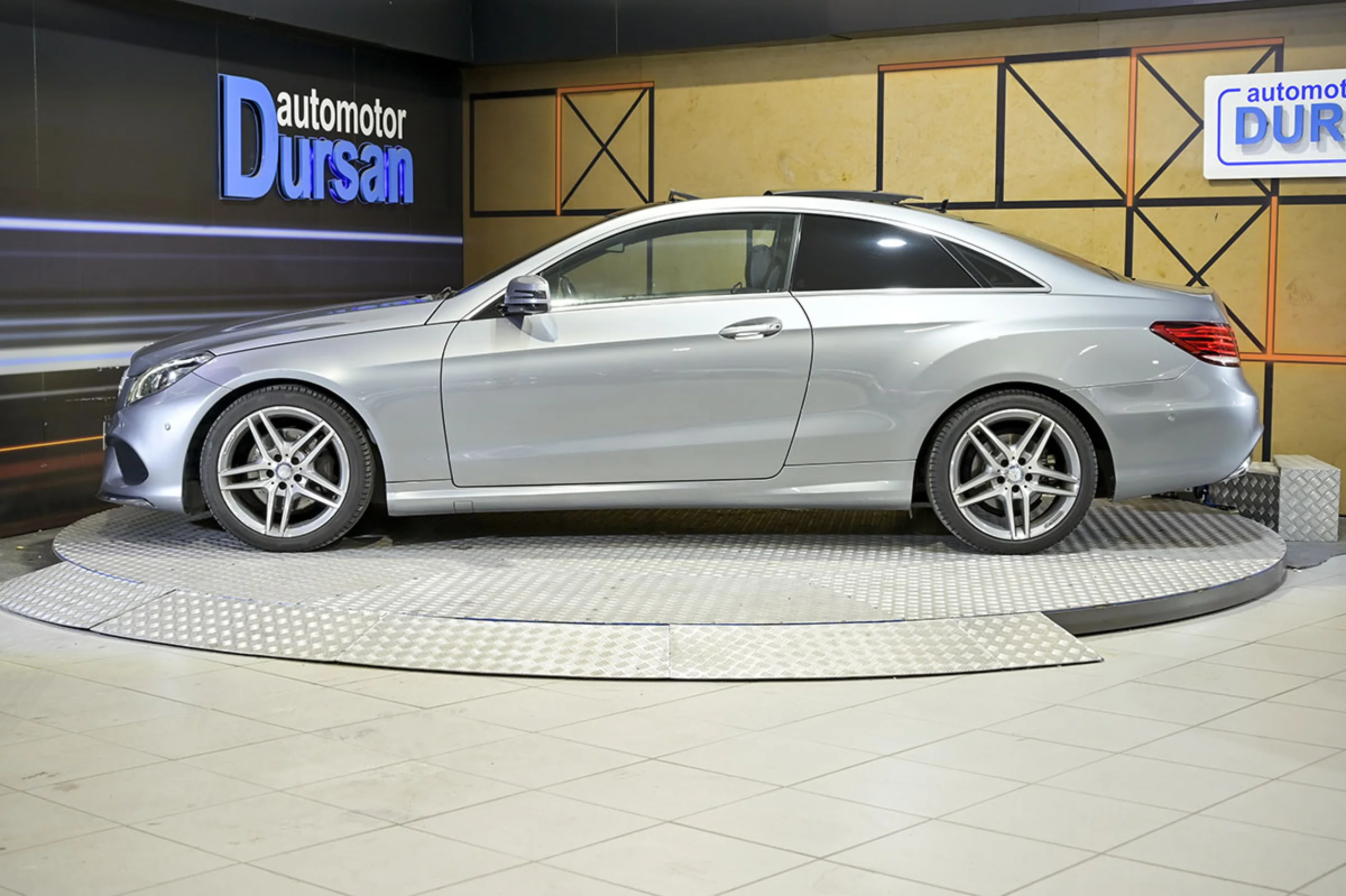 Mercedes-Benz E 250 MERCEDES-BENZ Clase E Coupe E 250 - Foto 18