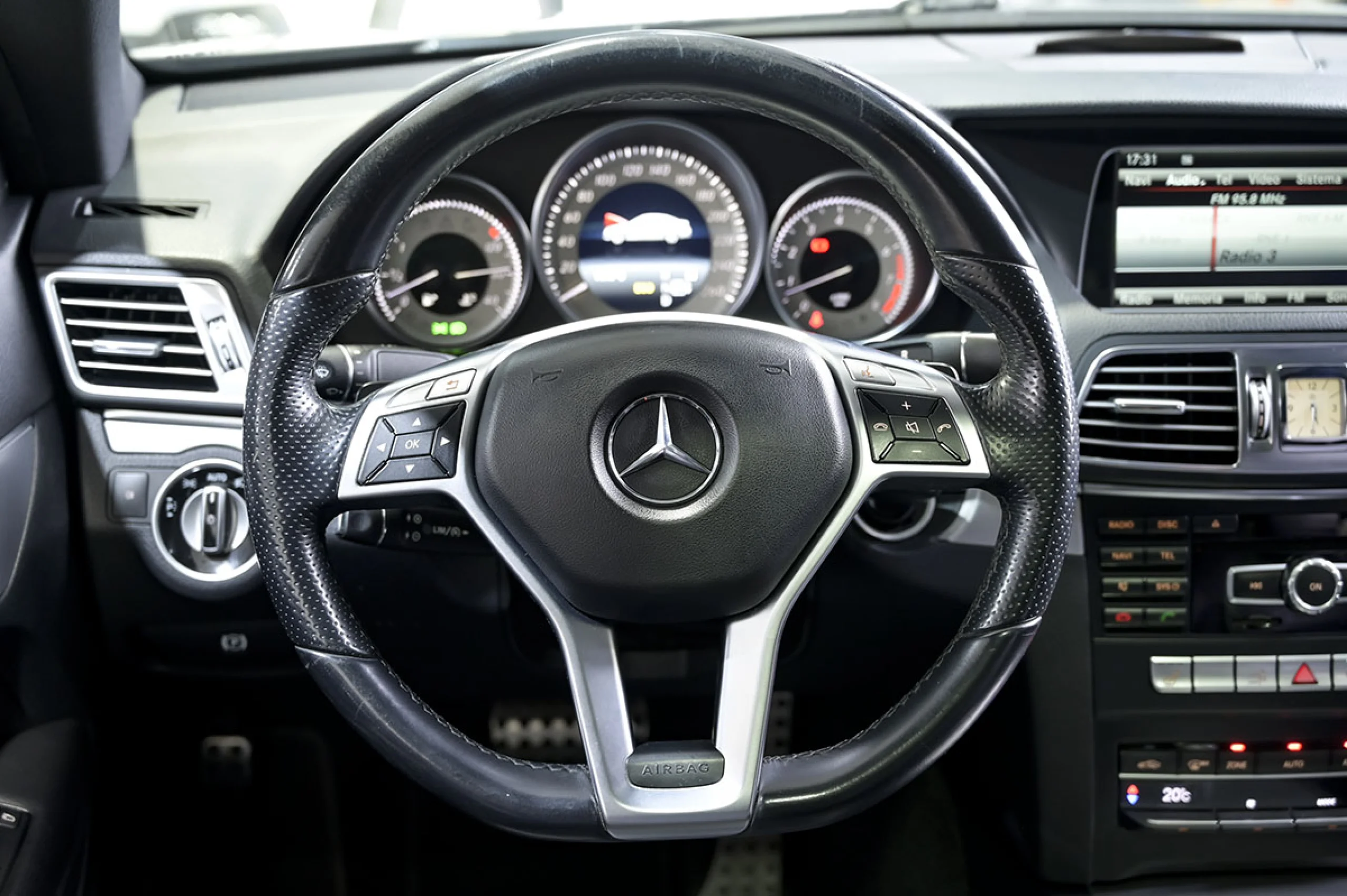 Mercedes-Benz E 250 MERCEDES-BENZ Clase E Coupe E 250 - Foto 26