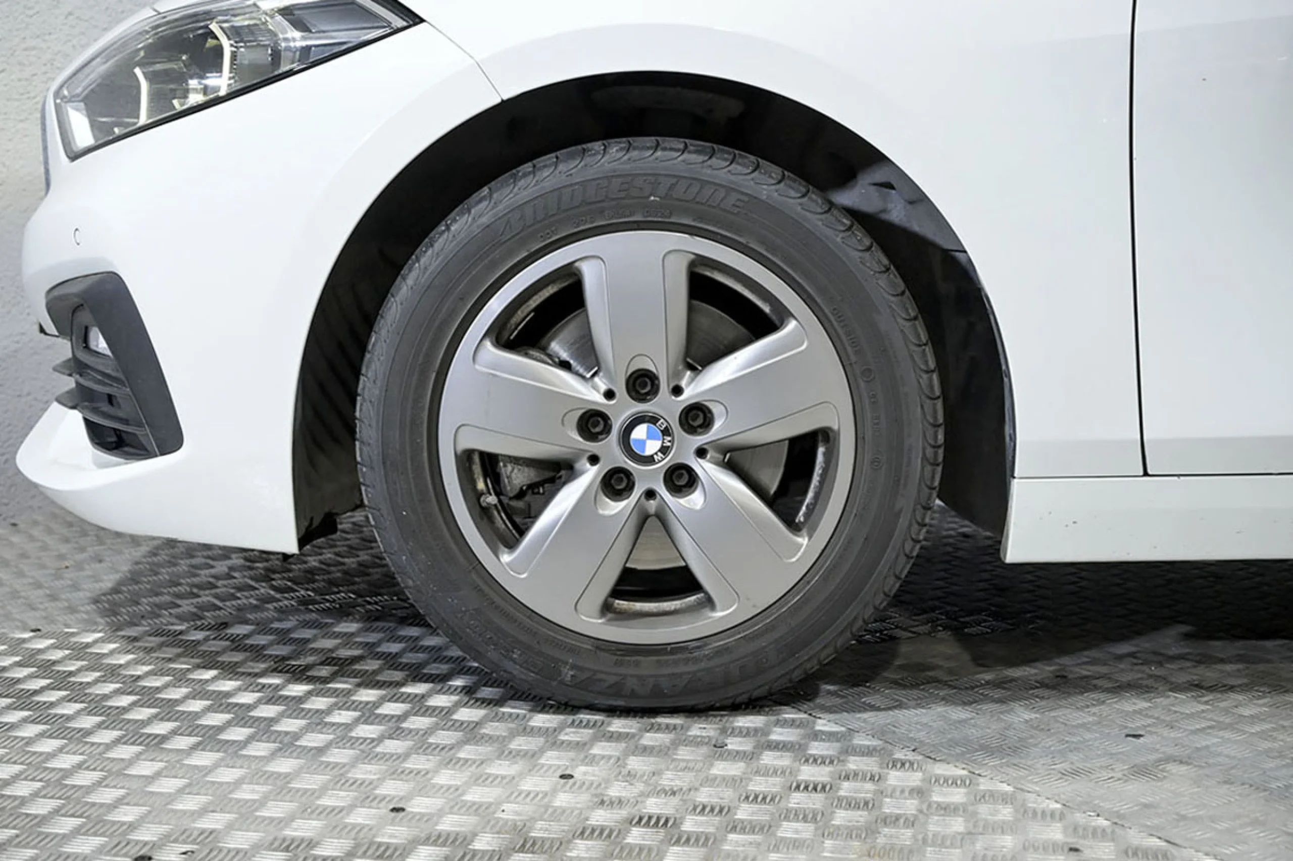 BMW 118 Serie 1 118d Business Auto. - Foto 14