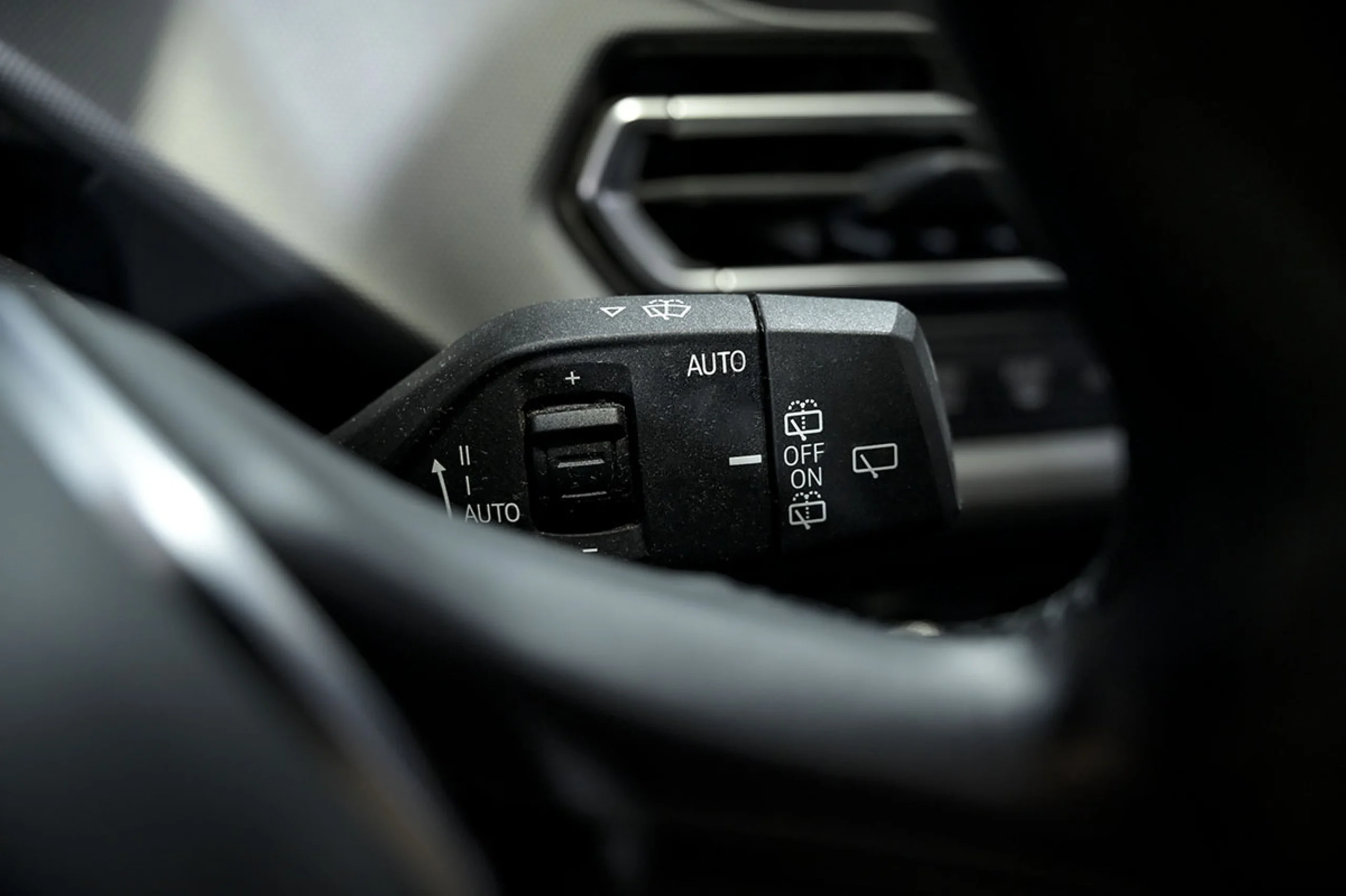 BMW 118 Serie 1 118d Business Auto. - Foto 27