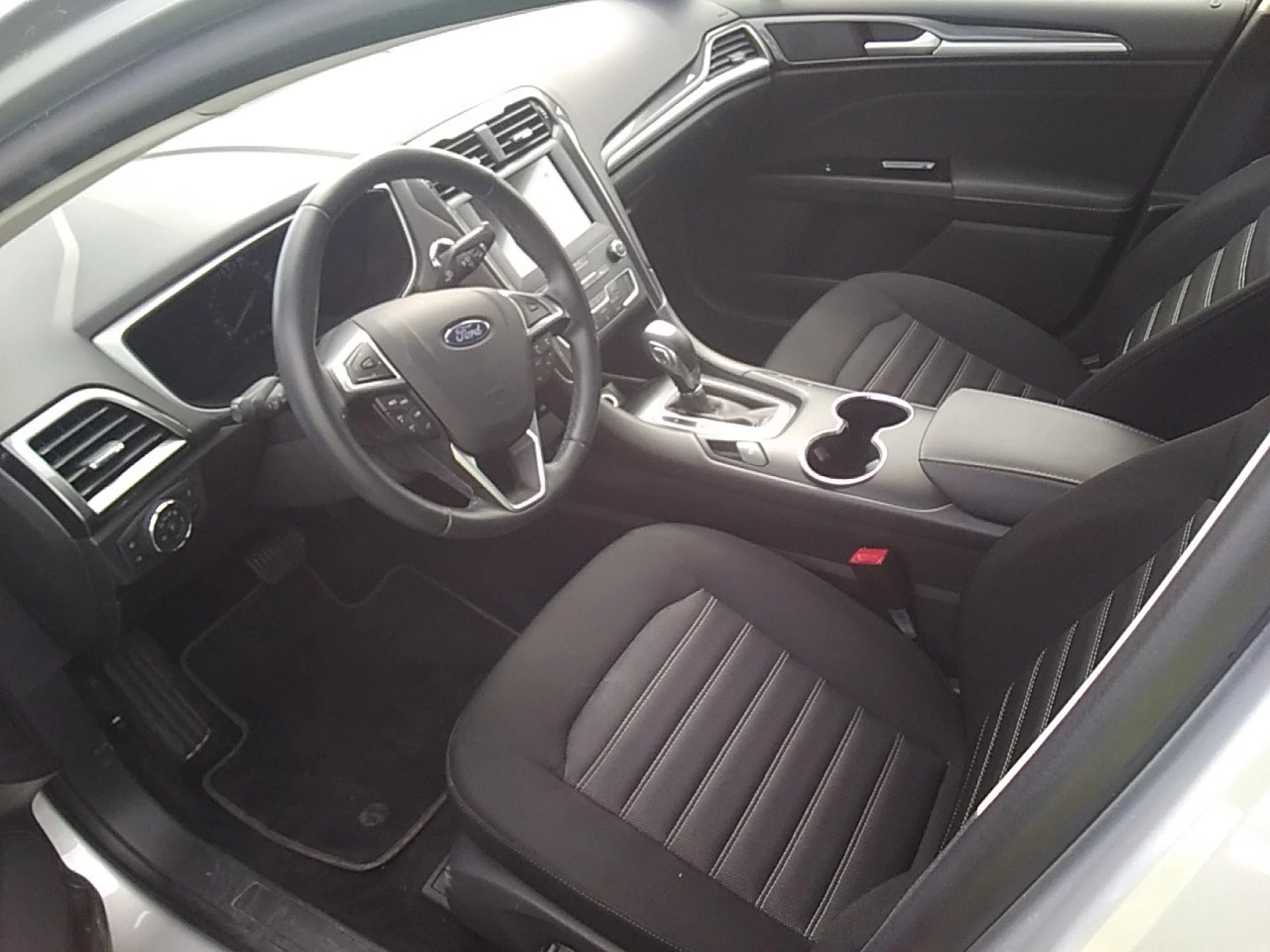 Ford Mondeo 2.0 Híbrido 138kW (187CV) Trend HEV Auto - Foto 7