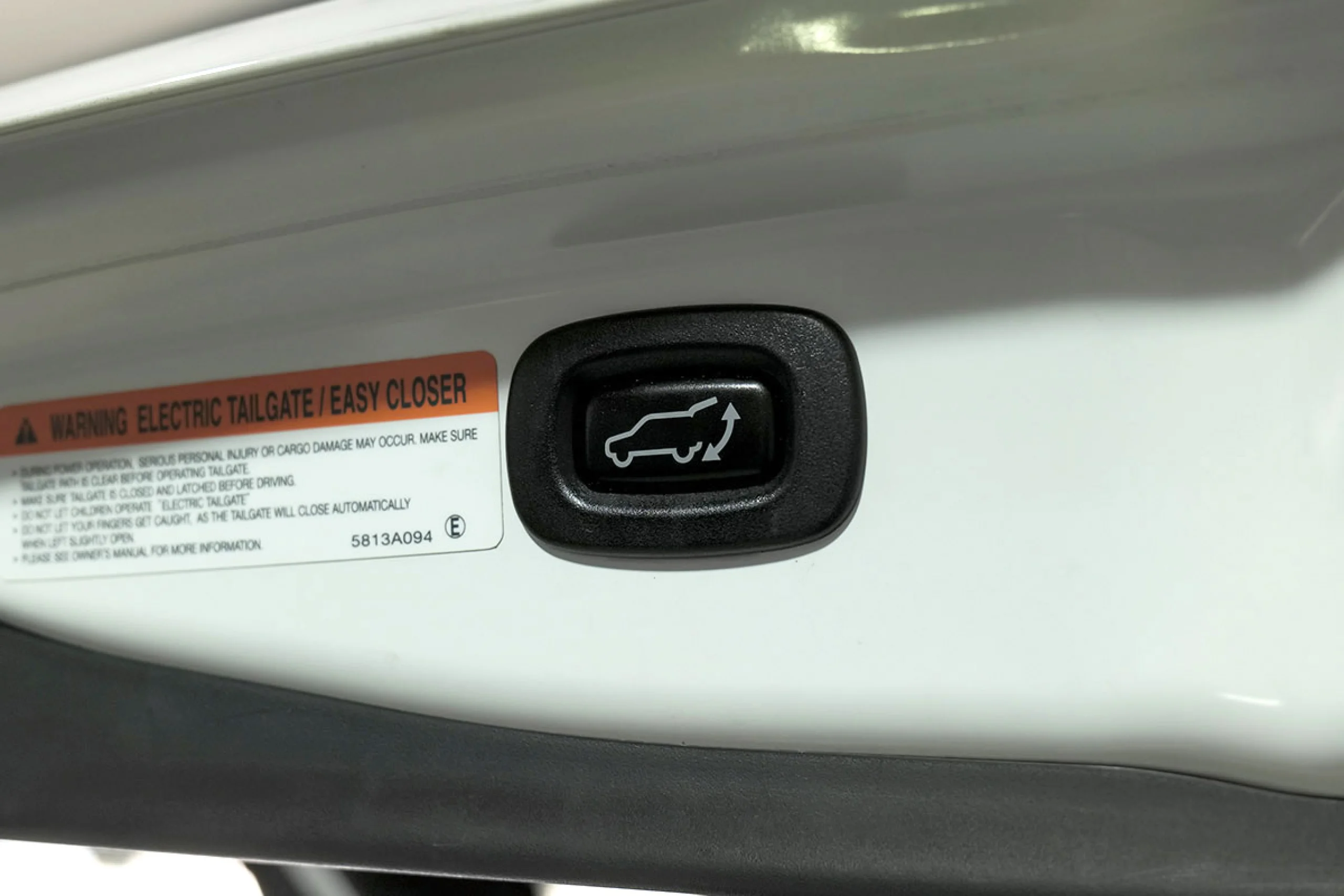 Mitsubishi Outlander 2.0 PHEV Kaiteki Auto 4WD - Foto 23