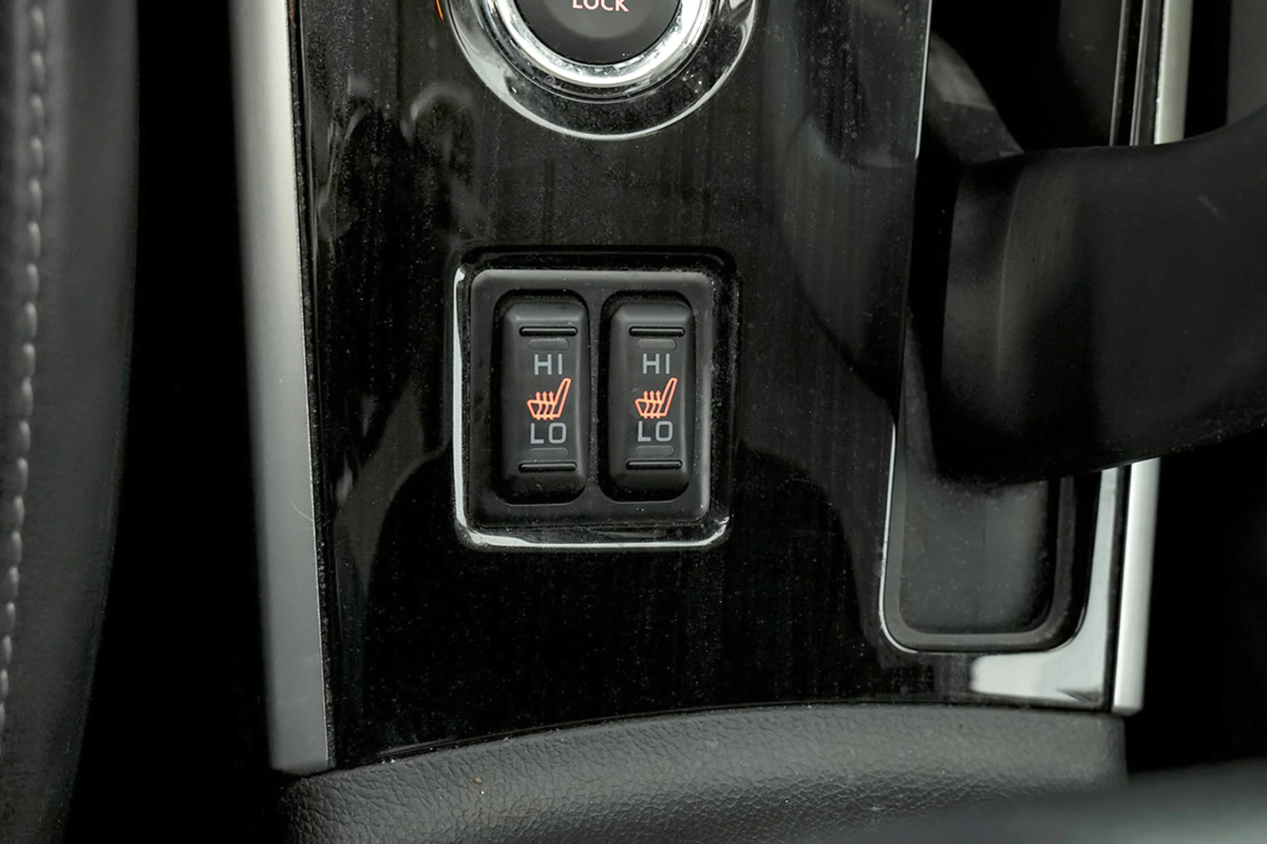 Mitsubishi Outlander 2.0 PHEV Kaiteki Auto 4WD - Foto 37