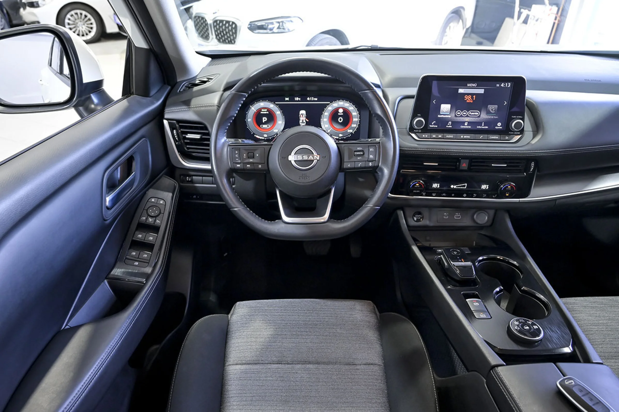 Nissan X-Trail 7pl 1.5 e4ORCE 158kW 4x4 AT Acenta - Foto 36