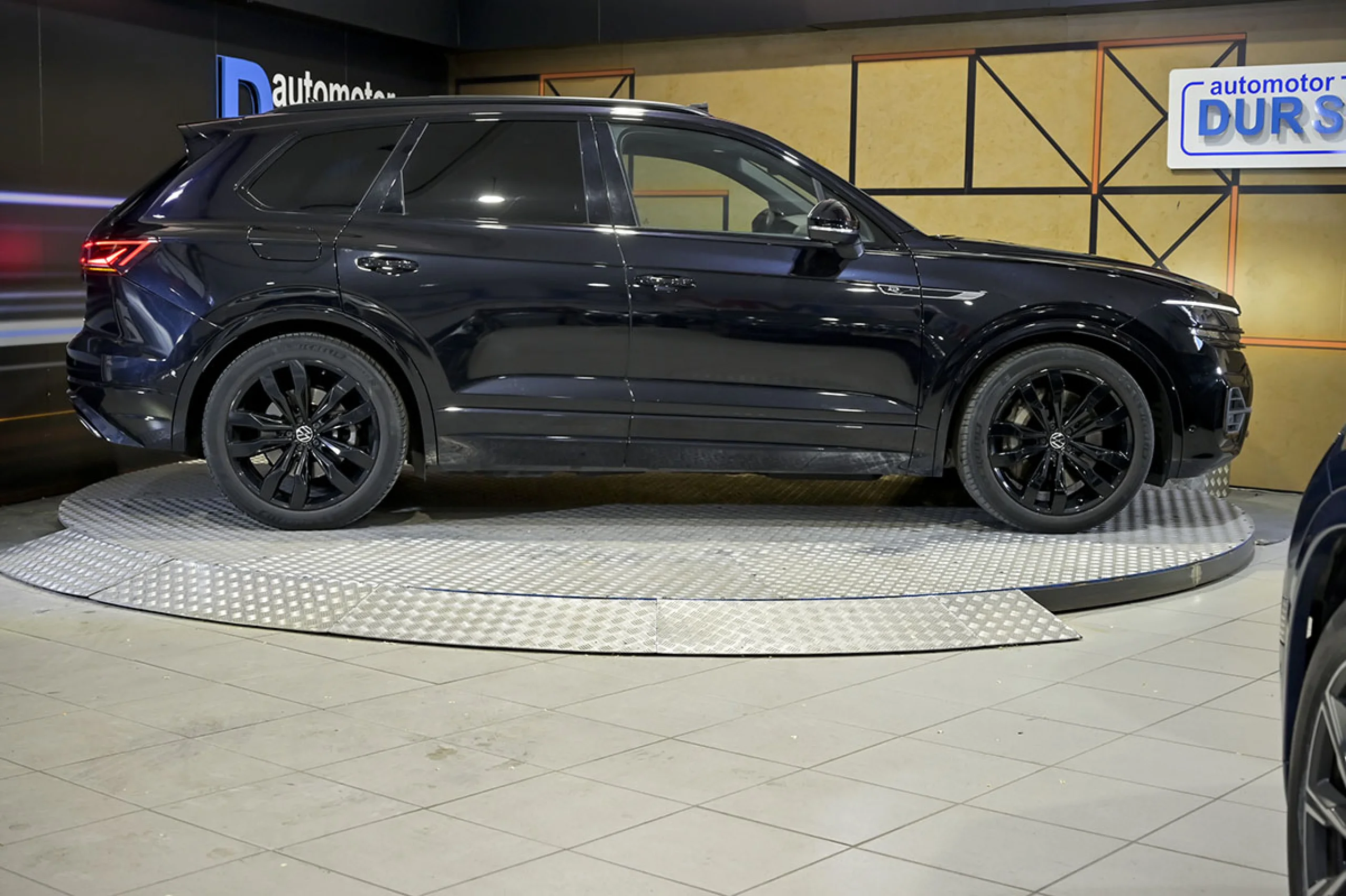 Volkswagen Touareg R 3.0 V6 TSI 340kW Tip 4M - Foto 20