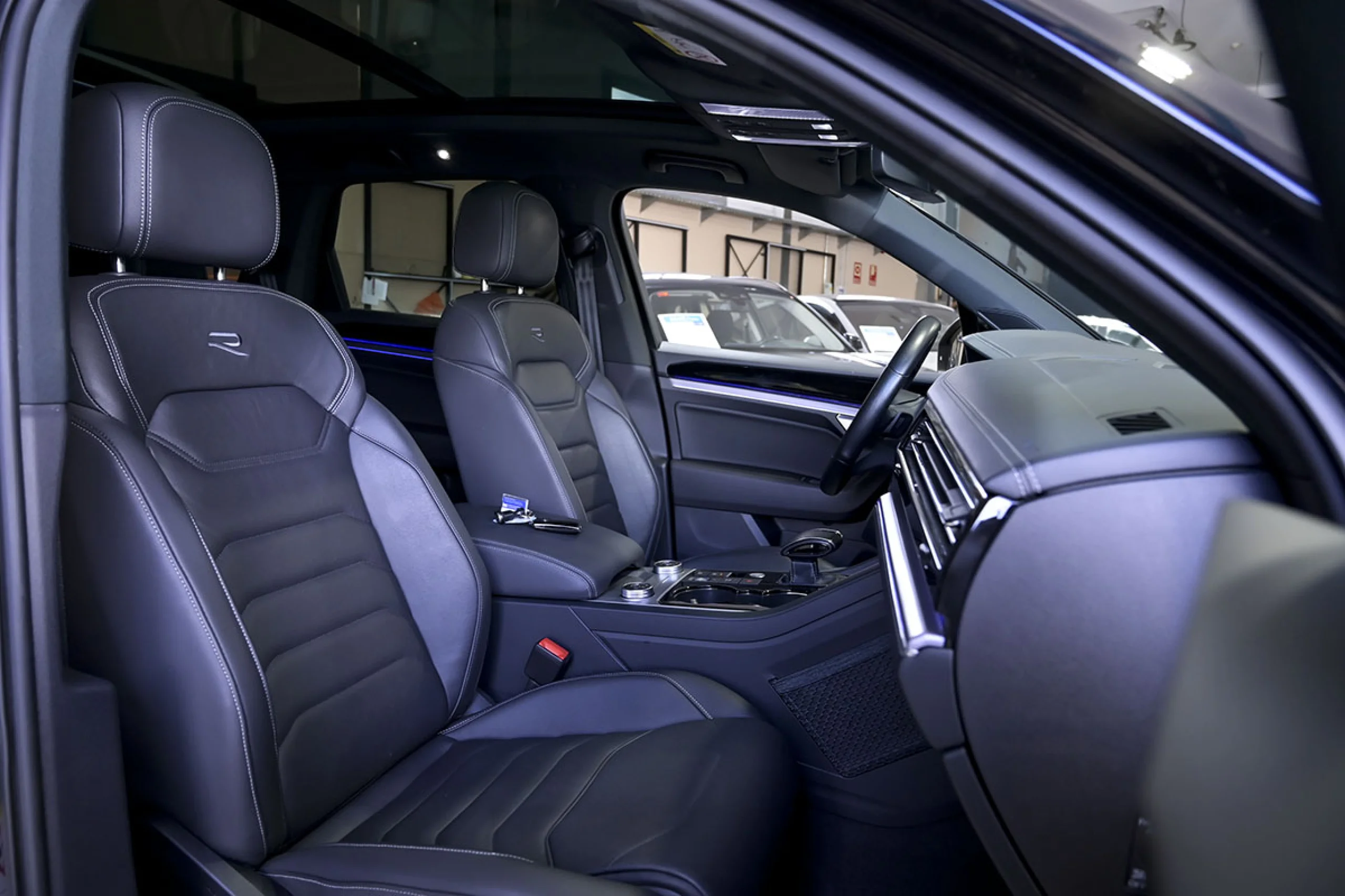 Volkswagen Touareg R 3.0 V6 TSI 340kW Tip 4M - Foto 32